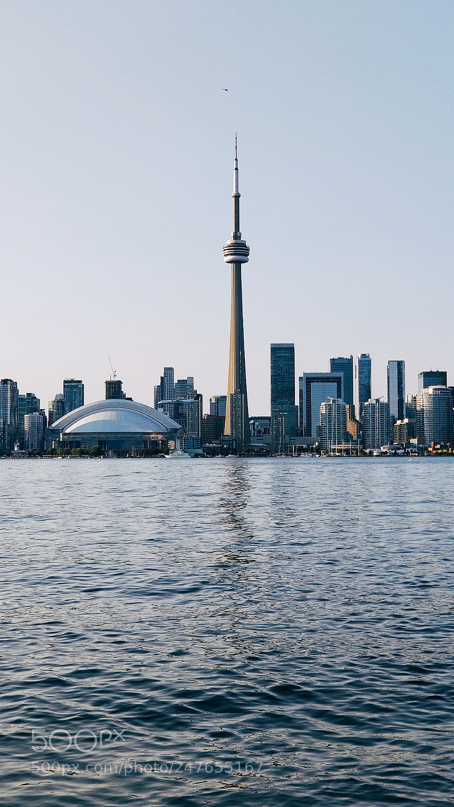 OnePlus 5 sample photo. Cn tower photography