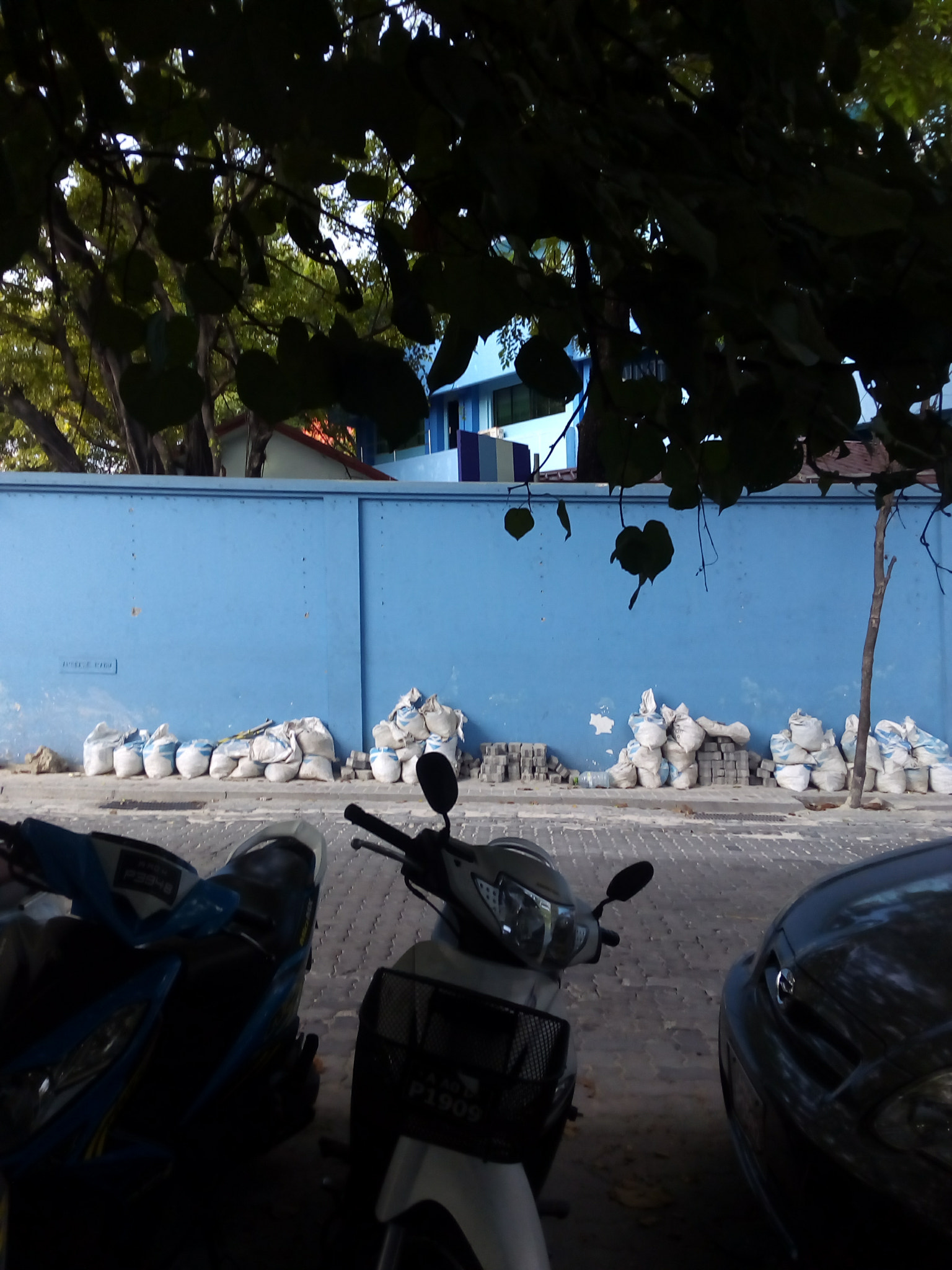 ASUS ZenFone Go (ZC500TG) sample photo. Streets of male' city photography