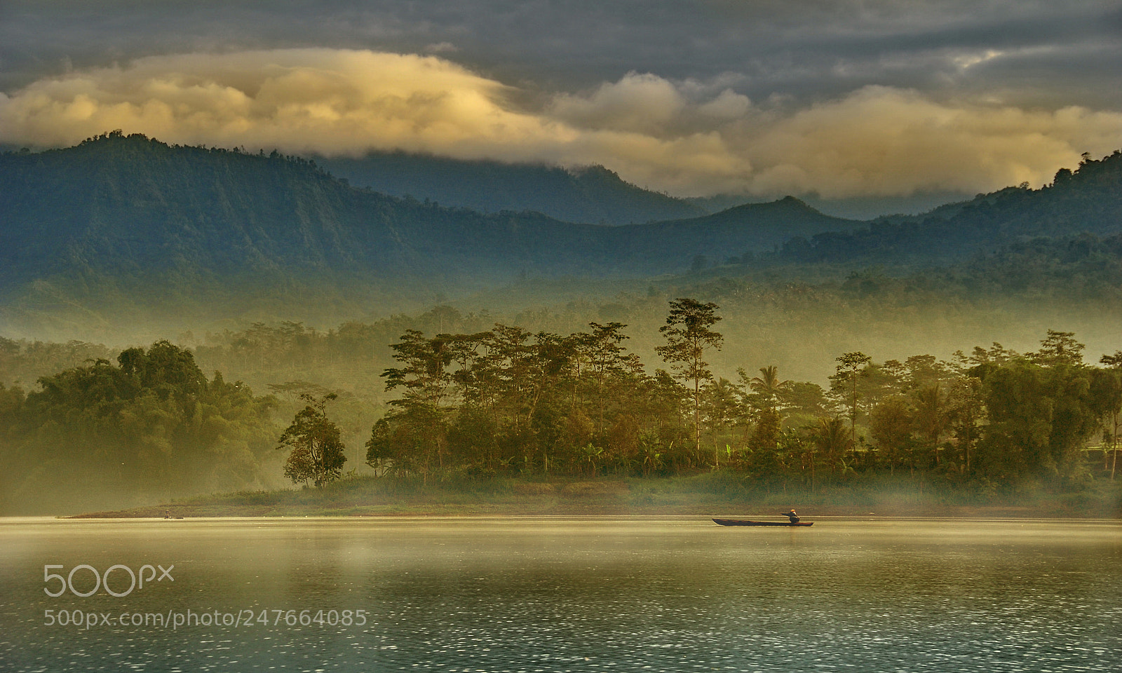Nikon D200 sample photo. The morning mists + photography