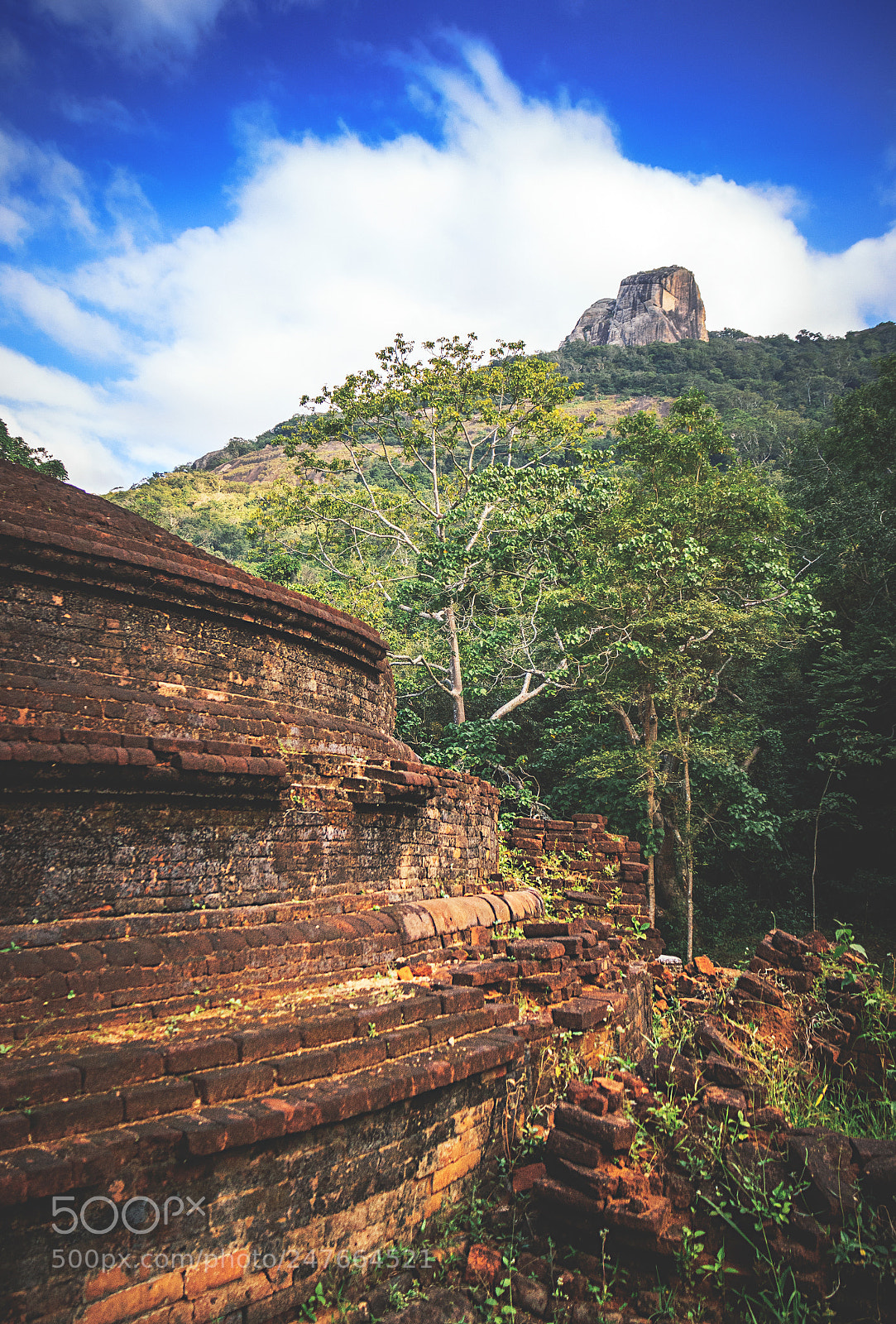 Canon EOS 600D (Rebel EOS T3i / EOS Kiss X5) sample photo. The forgotten temple #16 photography