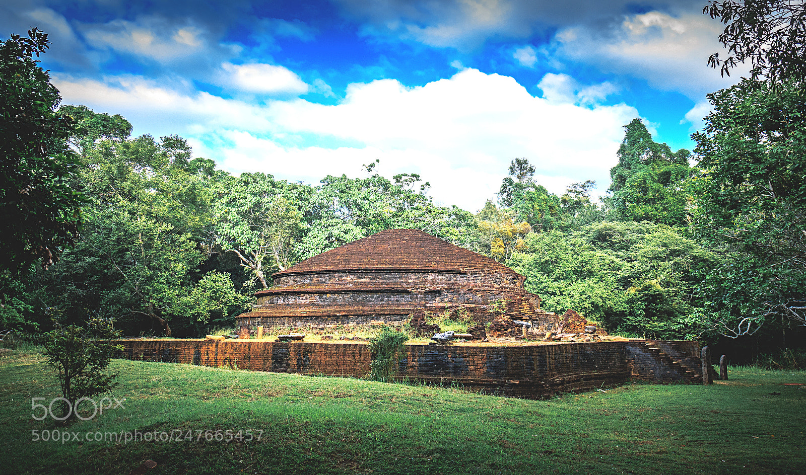 Canon EOS 600D (Rebel EOS T3i / EOS Kiss X5) sample photo. The forgotten temple #21 photography