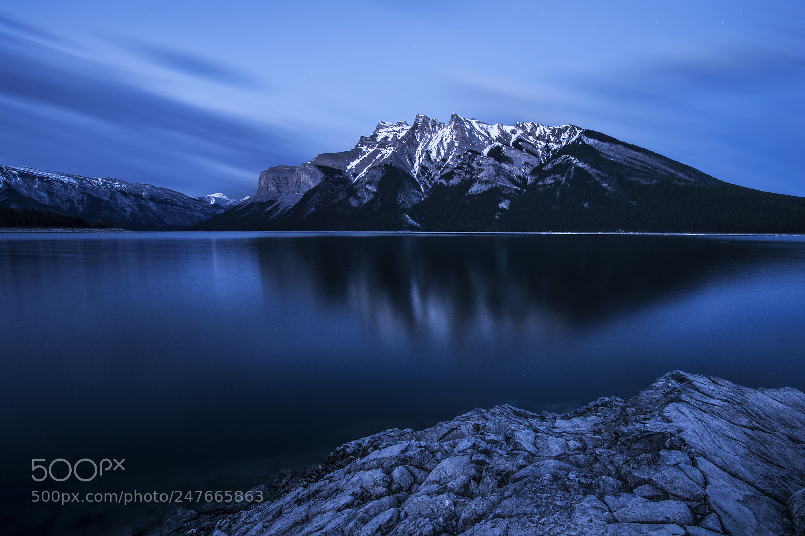 Canon EOS 7D Mark II sample photo. Lake minnewanka photography