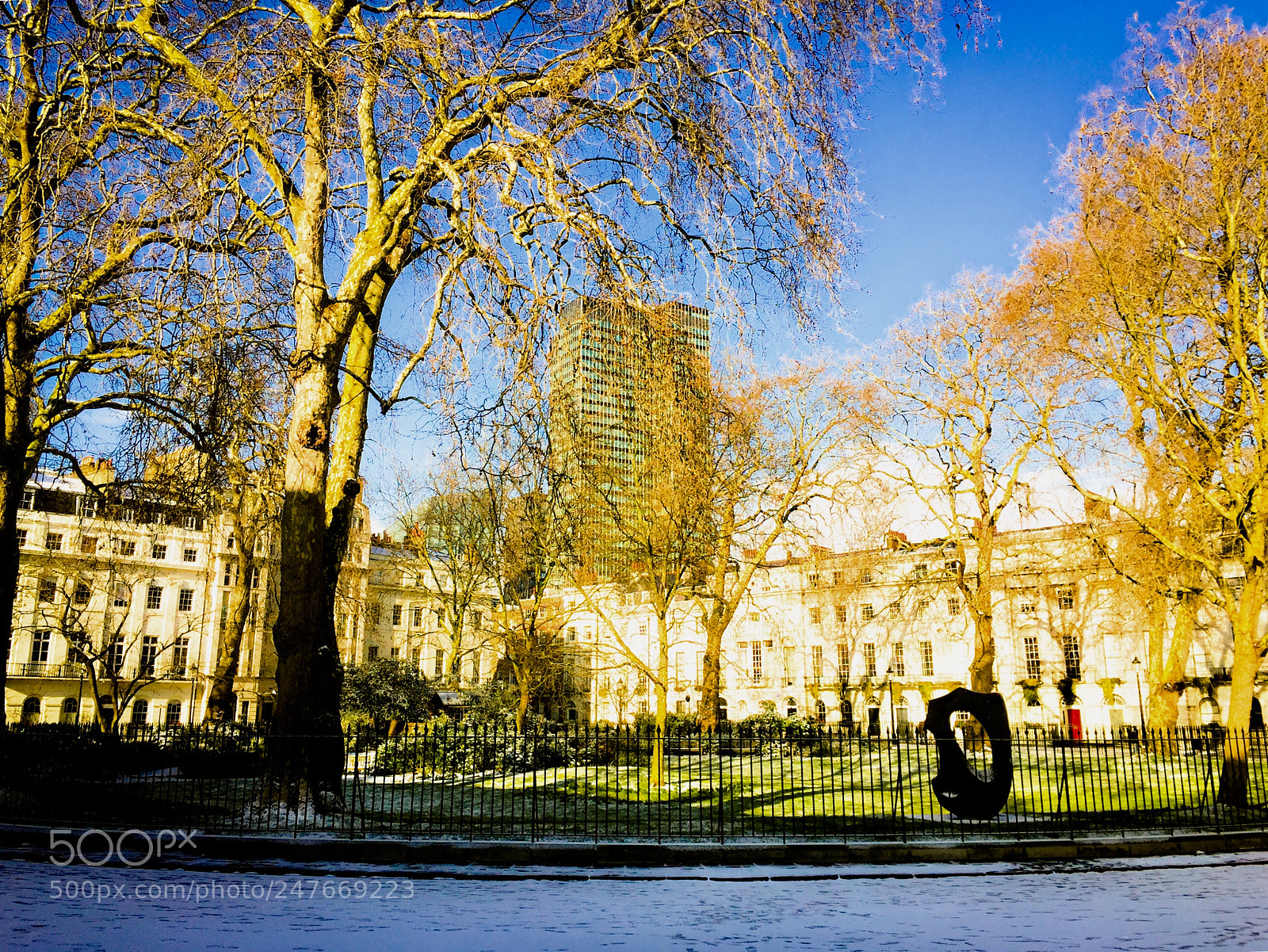 Apple iPhone 6 Plus sample photo. Fitzroy square, london photography
