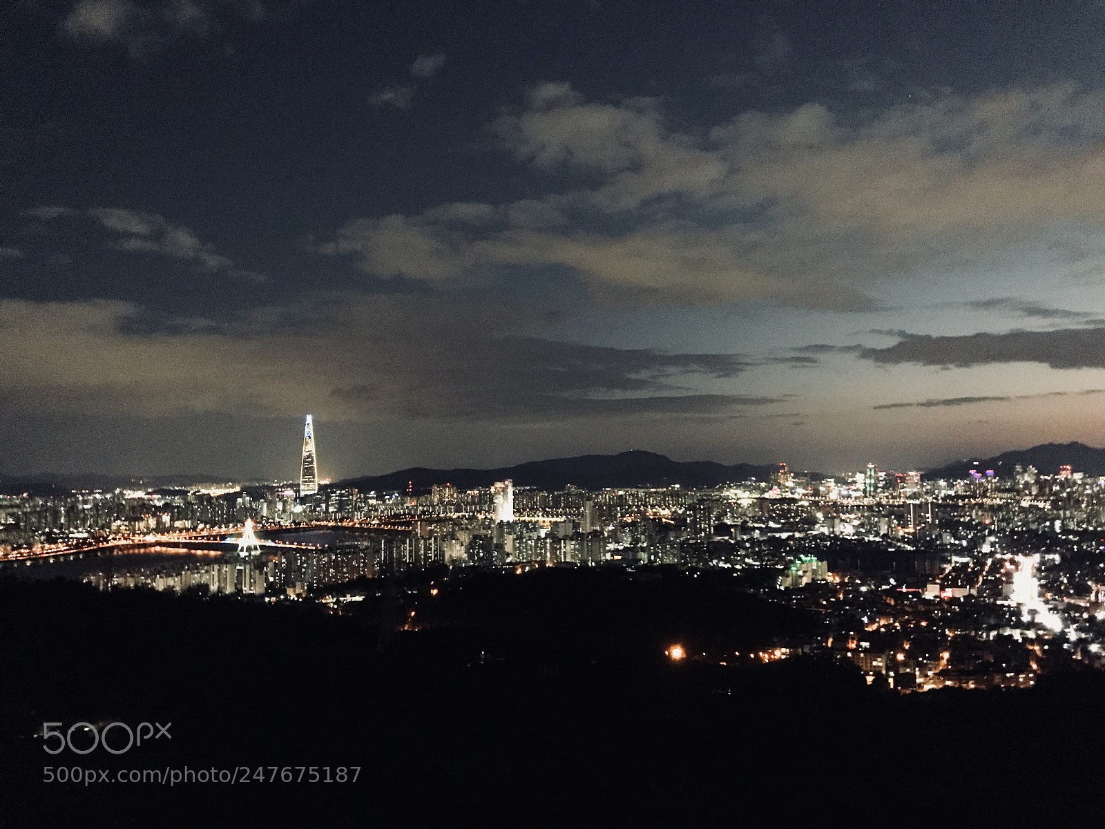 Apple iPhone 7 sample photo. Night view photography