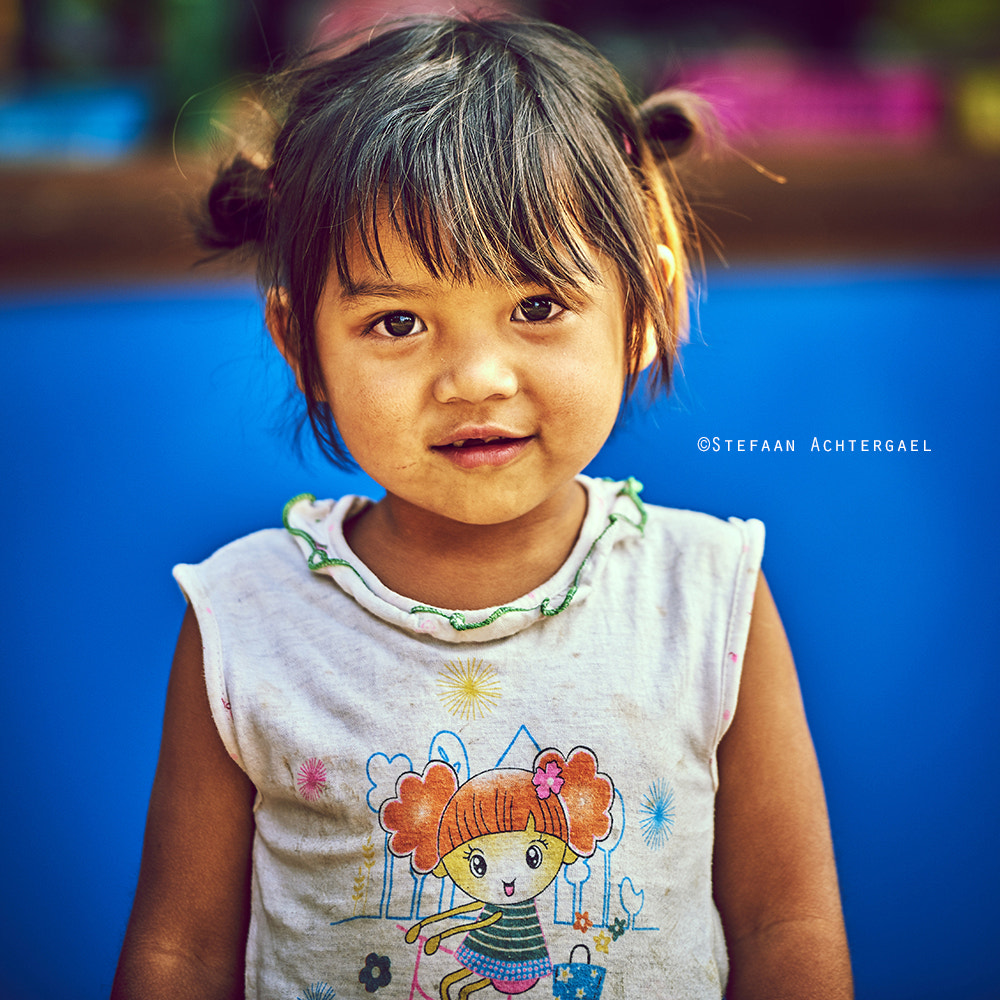 Nikon AF-S Nikkor 70-200mm F2.8G ED VR II sample photo. Little burmese girl photography