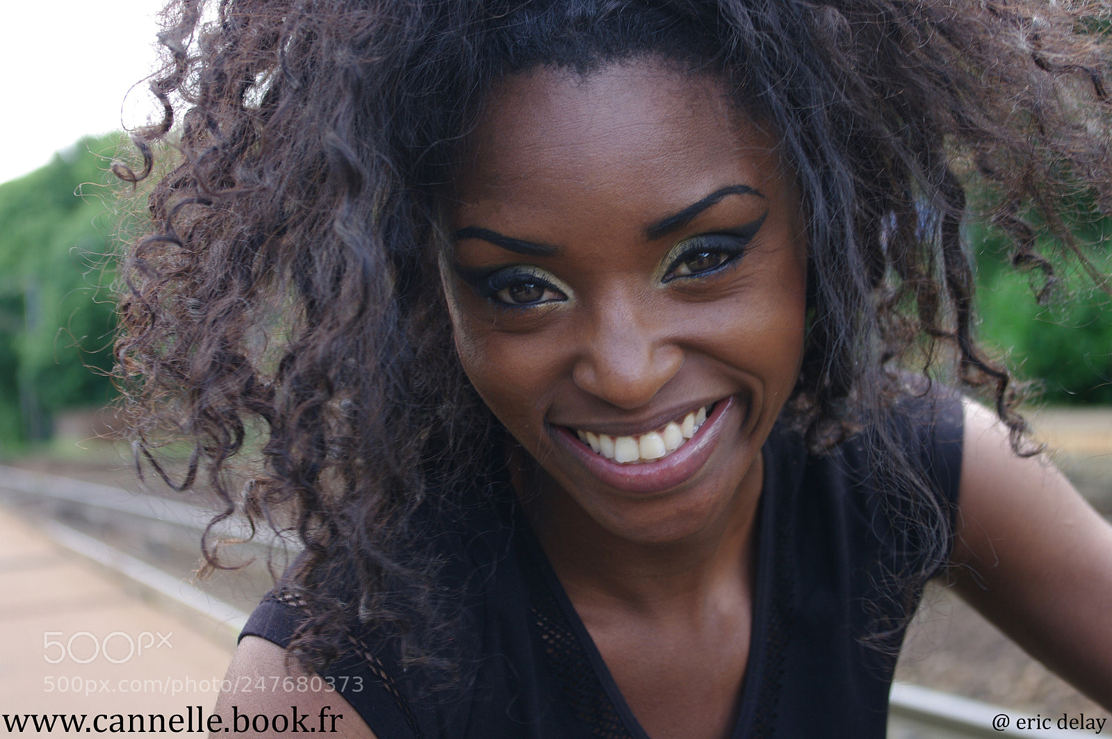Pentax K20D sample photo. Smile cannelle bella photography