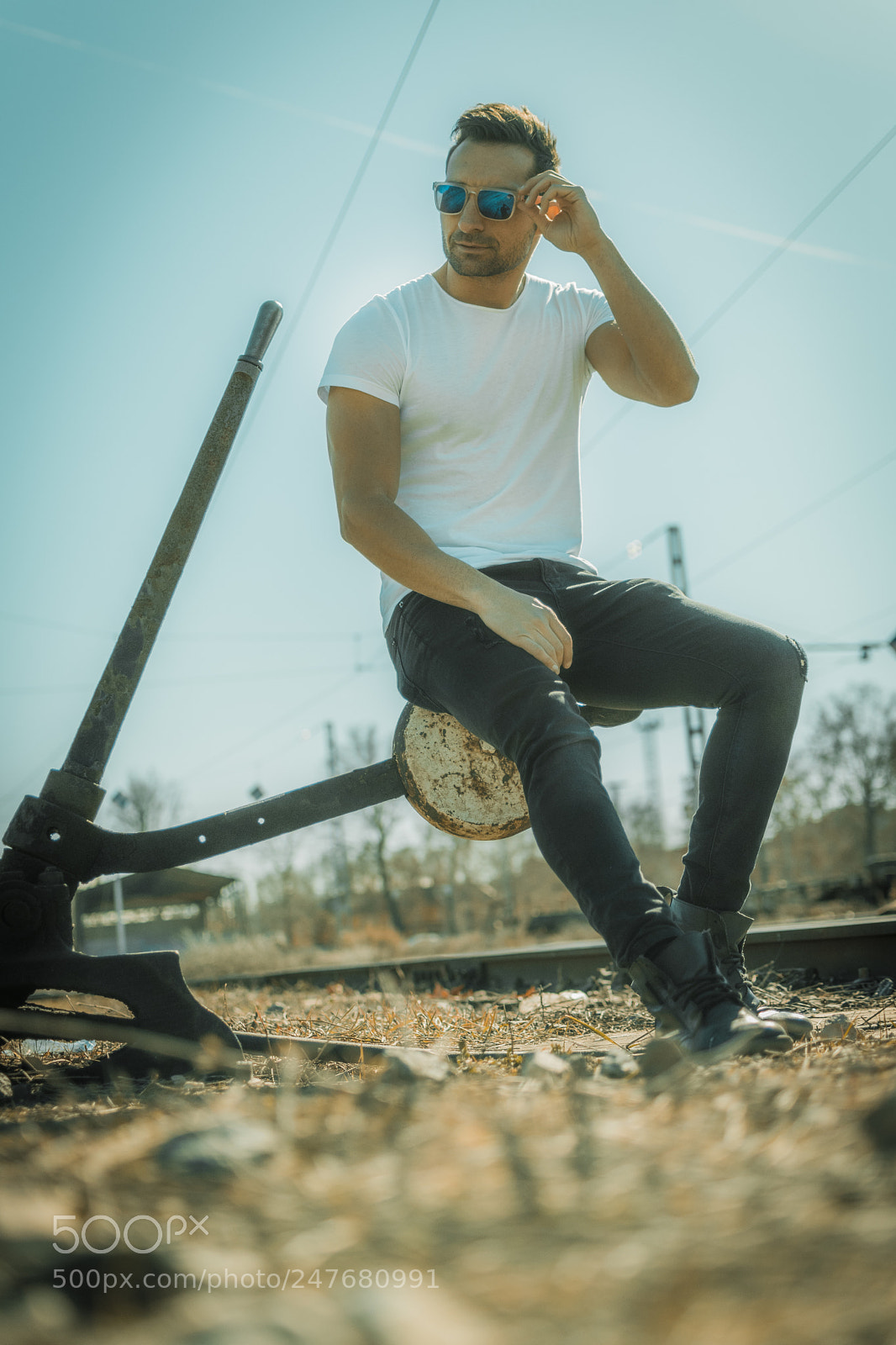 Nikon D5600 sample photo. Vias de tren photography