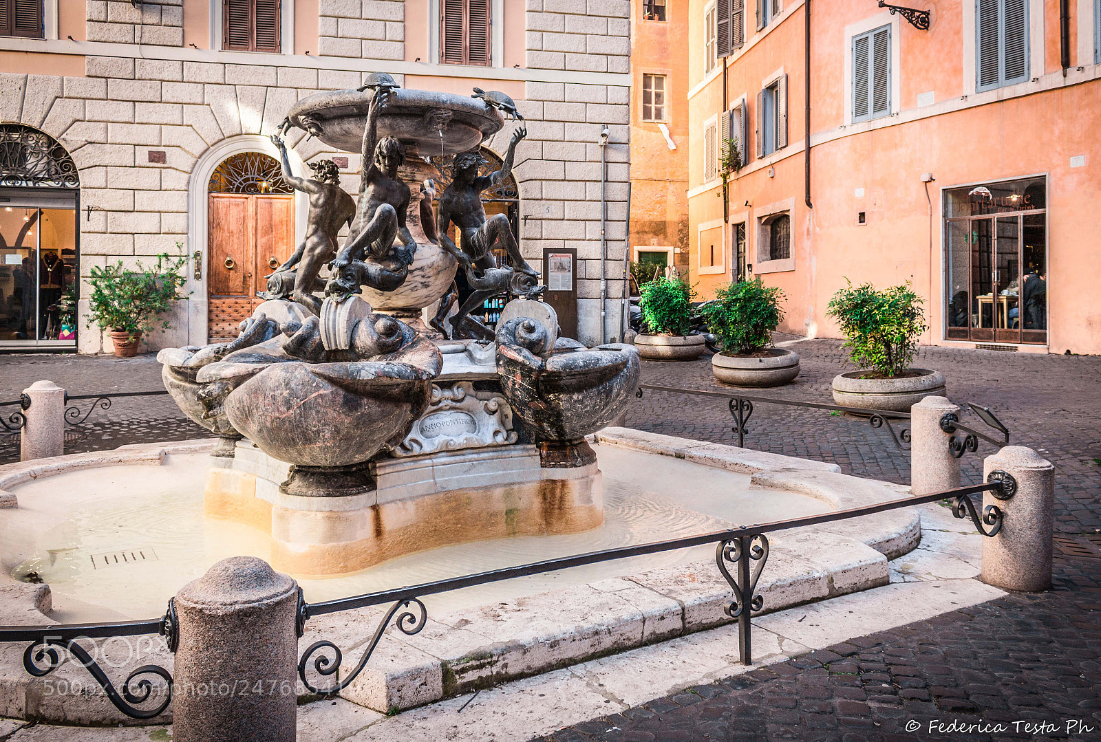 Canon EOS 700D (EOS Rebel T5i / EOS Kiss X7i) sample photo. The turtle fountain photography