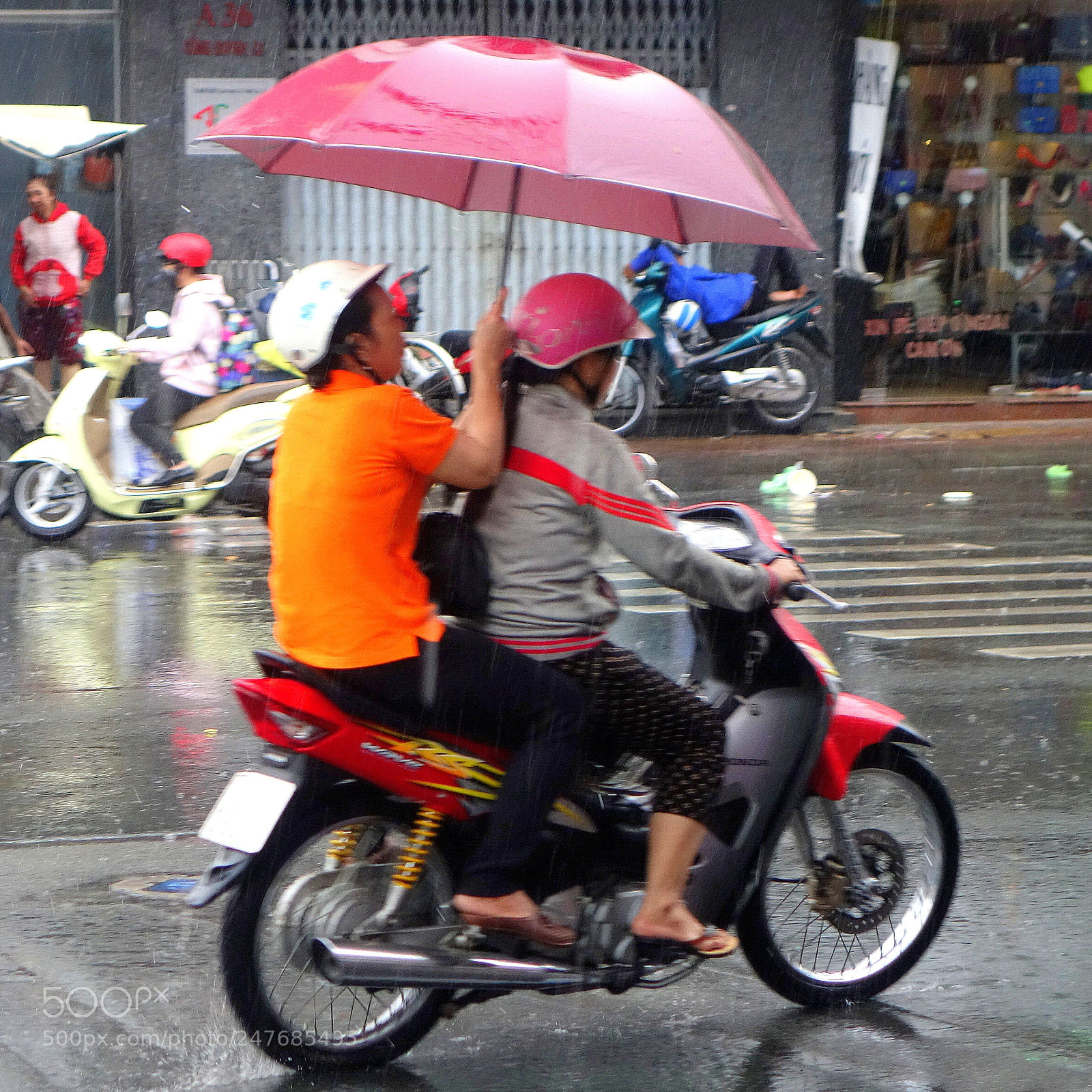Sony Cyber-shot DSC-RX100 II sample photo. Mekong lot () photography