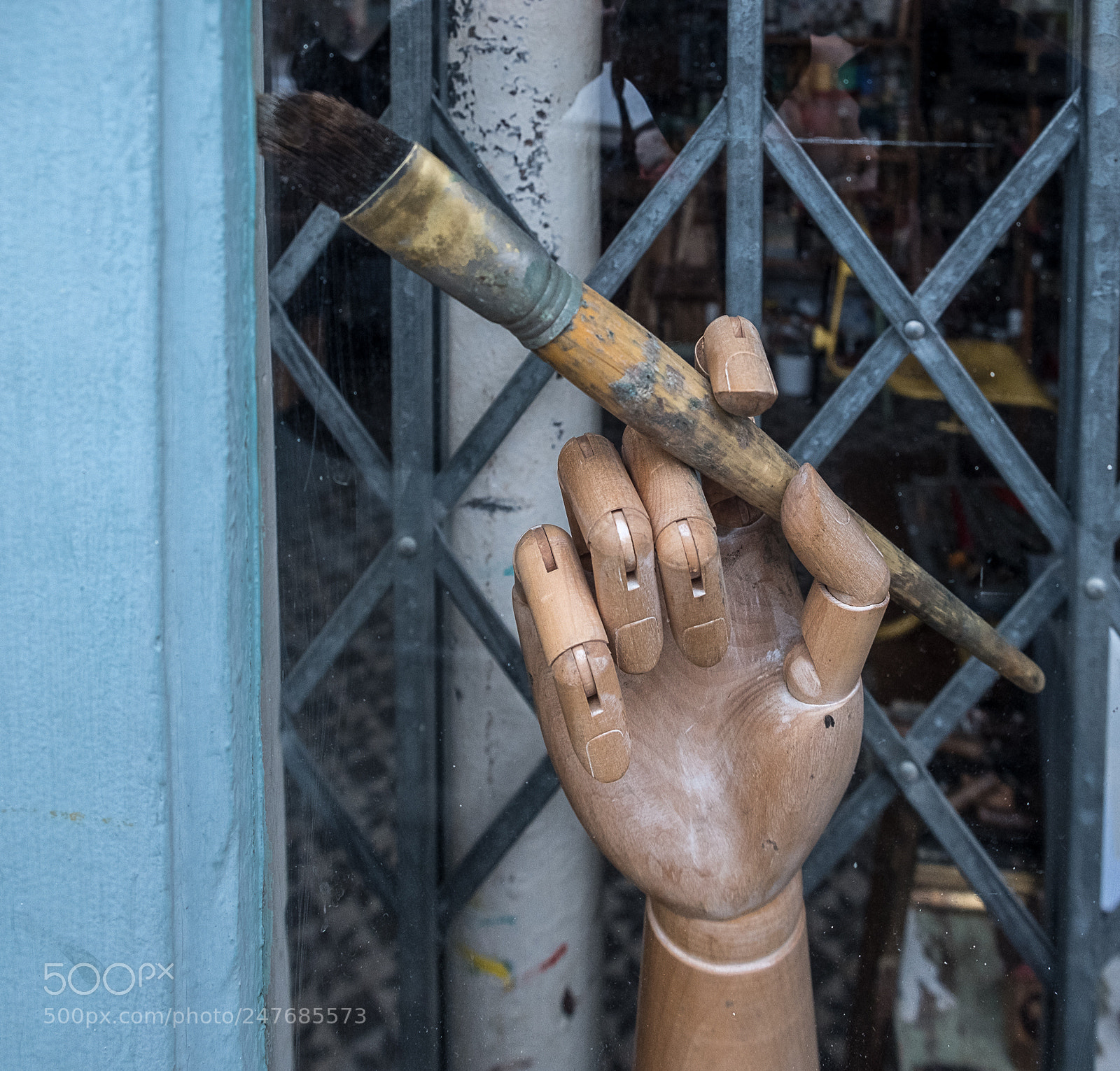 Fujifilm X-T20 sample photo. Painter workshop photography