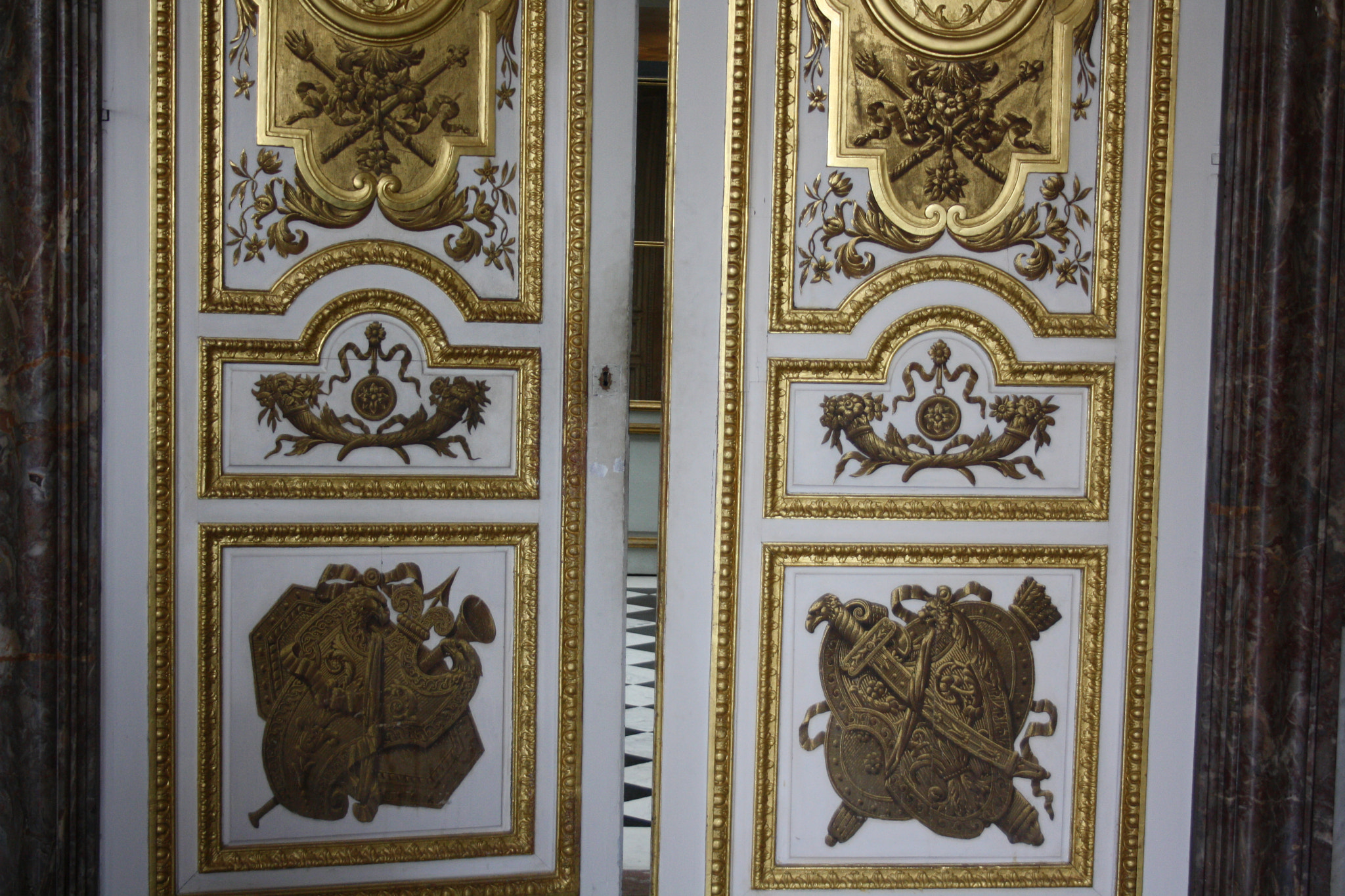 Canon EF-S 18-55mm F3.5-5.6 II sample photo. Versailles photography
