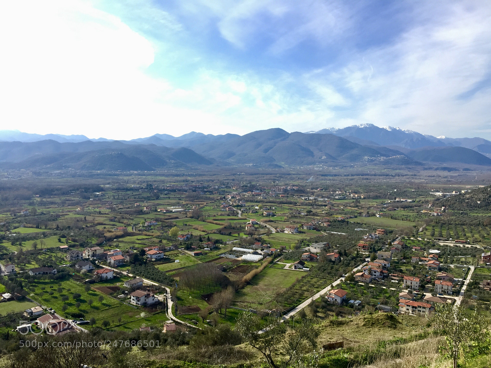 Apple iPhone 6 Plus sample photo. Green valley, italy photography