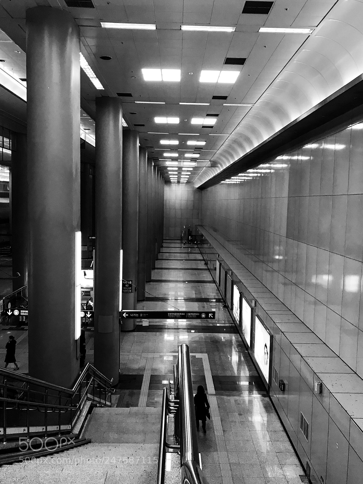 Apple iPhone 7 sample photo. Gimpo international airport station photography