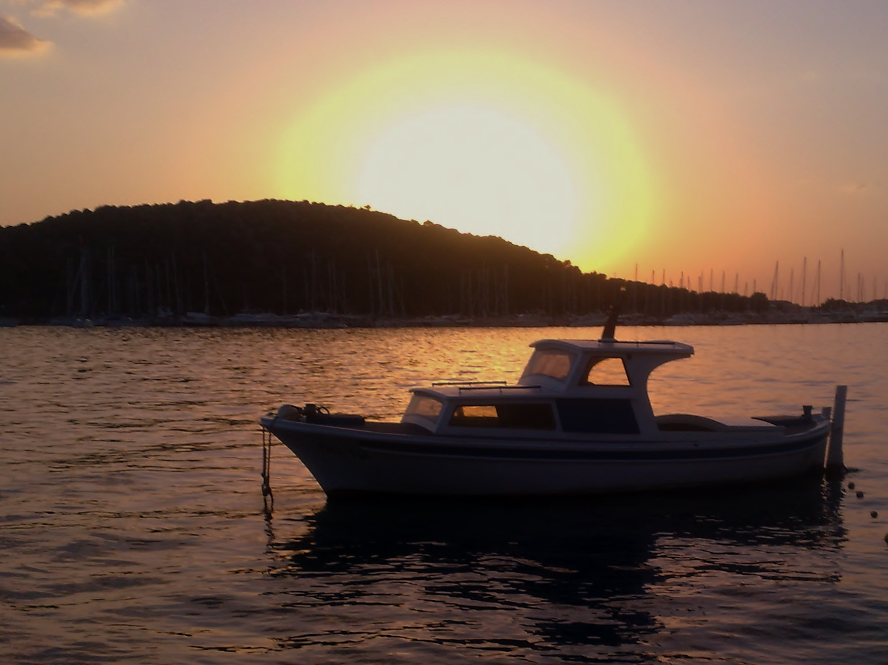 Nokia N95 sample photo. Boat in the sunset photography