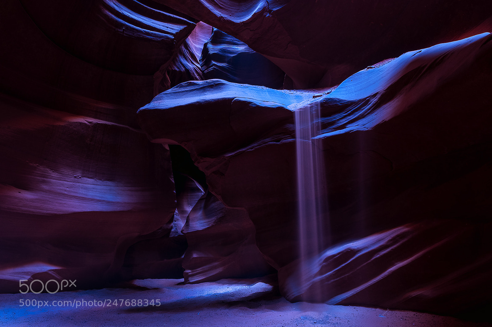 Fujifilm X-T2 sample photo. Antelope canyon sandfall photography