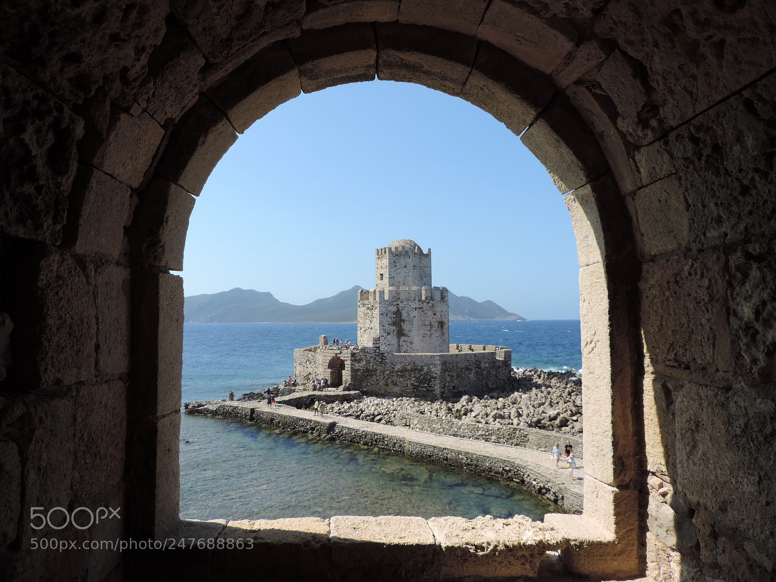 Nikon Coolpix P520 sample photo. Methoni castle photography