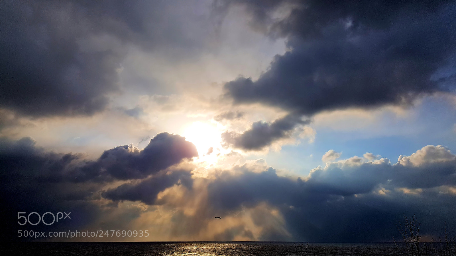 Samsung Galaxy S6 sample photo. Snow clouds and the photography