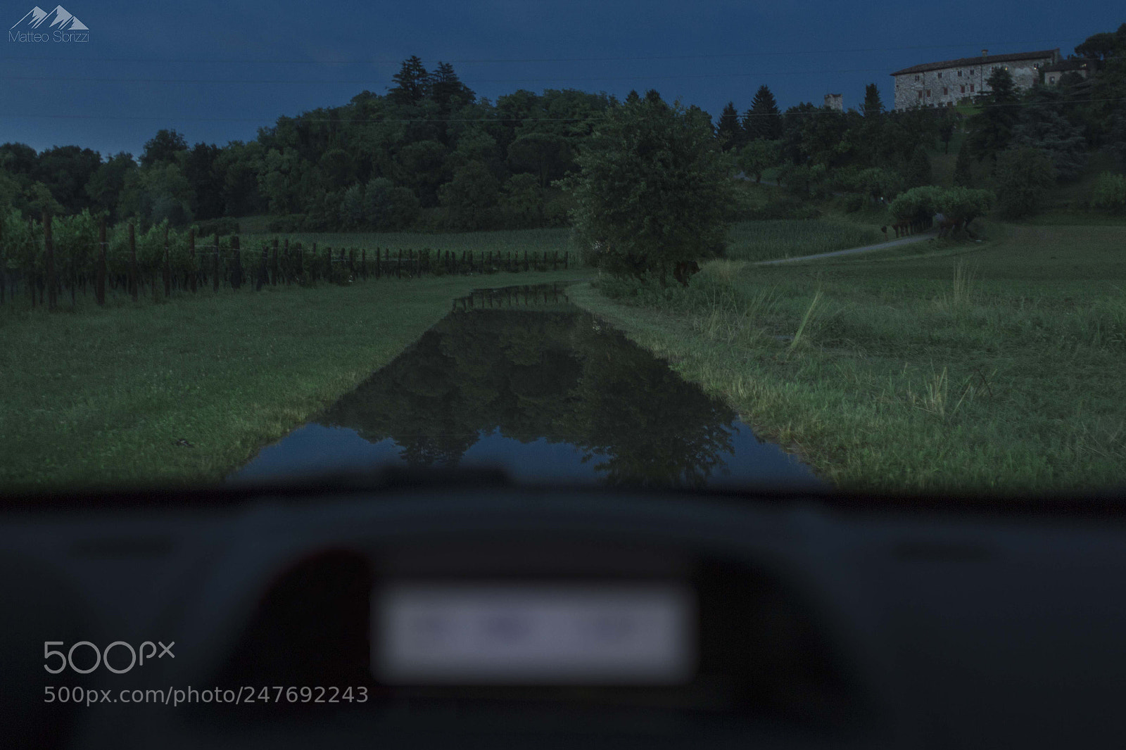 Canon EOS 60D sample photo. Mirror on the road photography
