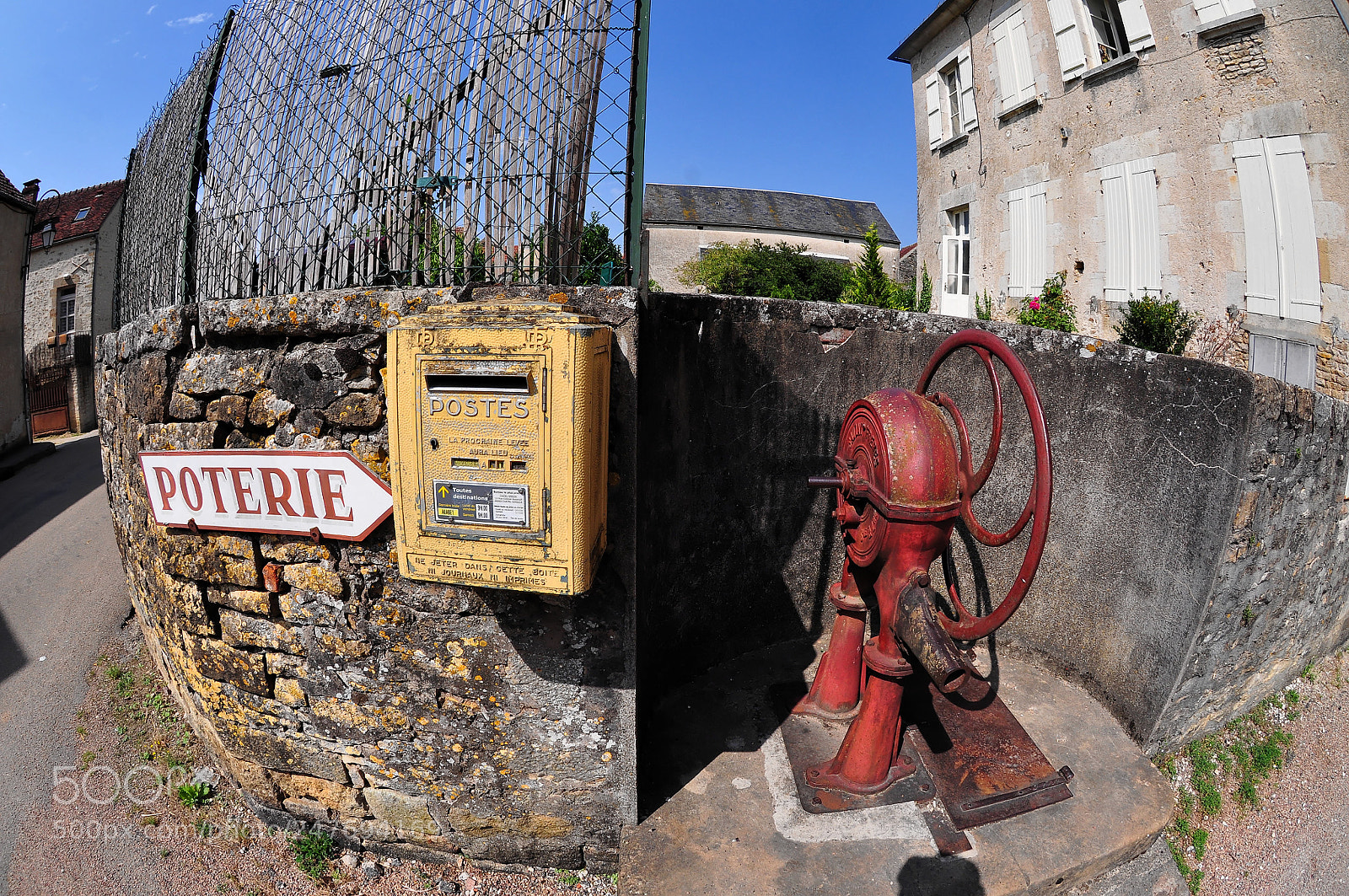 Nikon D90 sample photo. Poterie, postes, pump photography