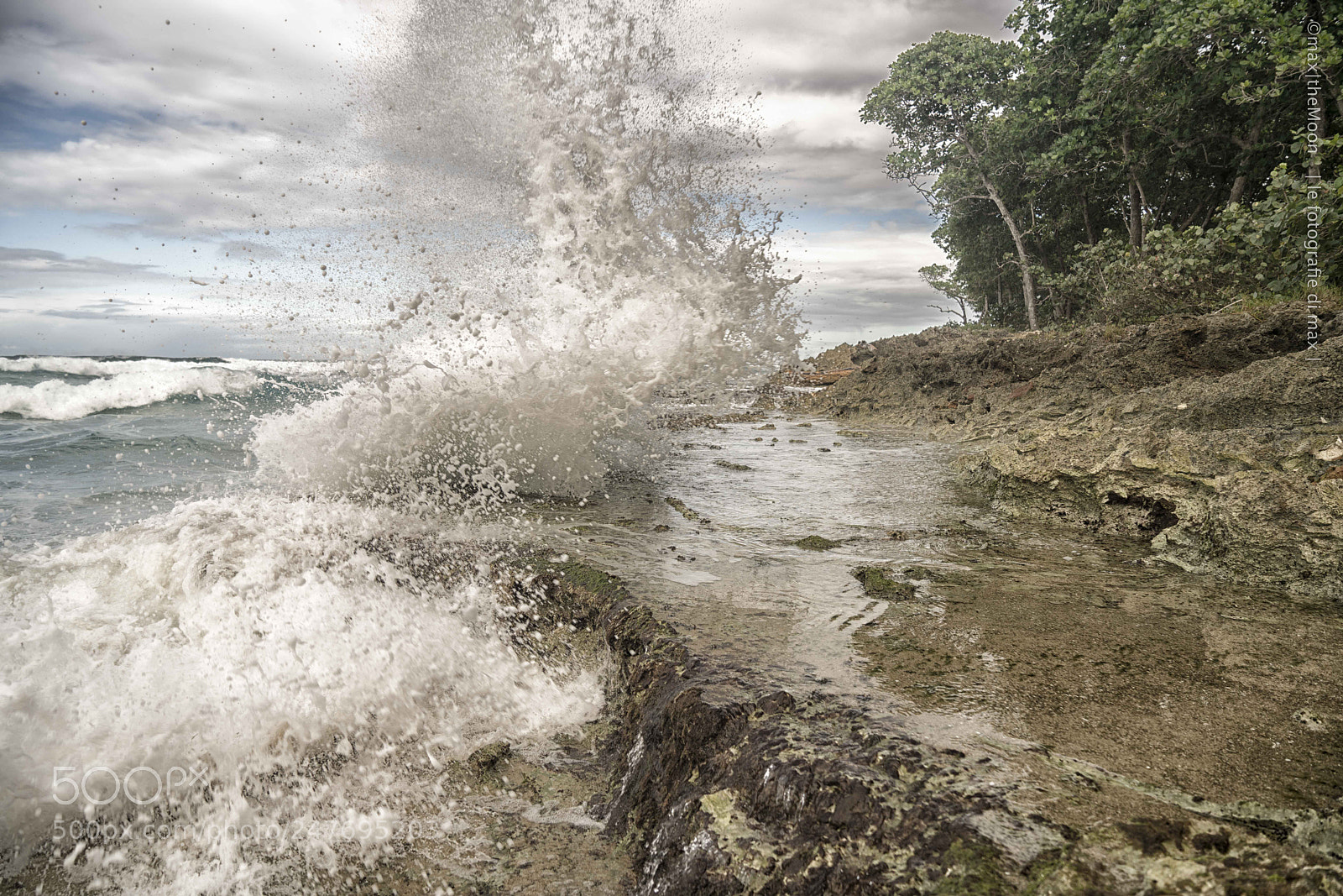 Sony a7R II sample photo. Splash photography