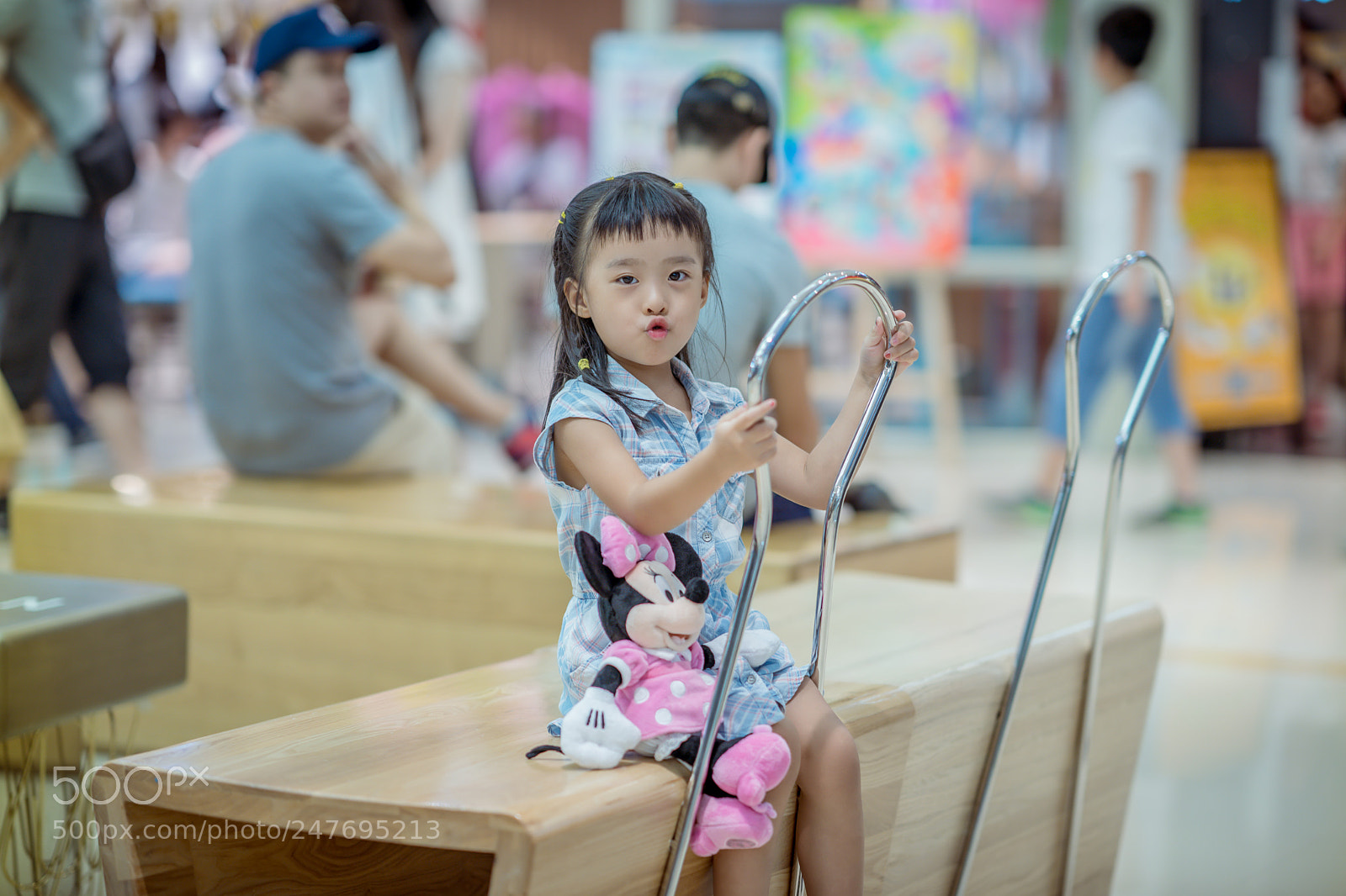 Sony a9 sample photo. 商场游玩 photography