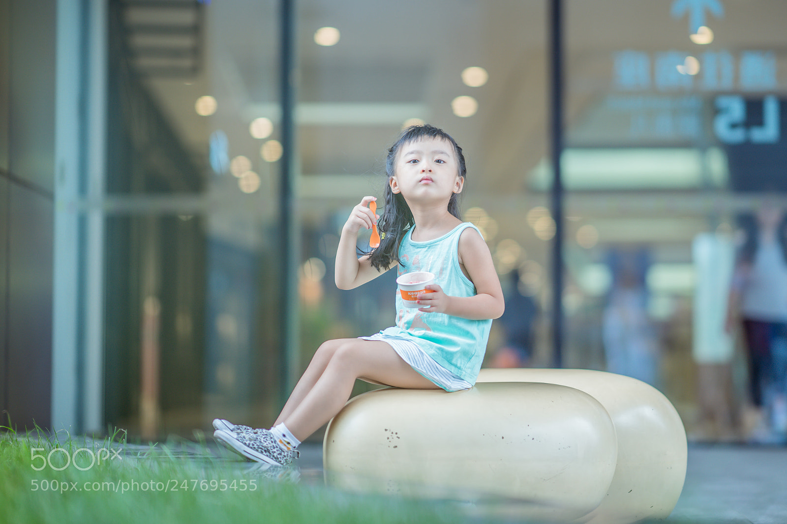 Sony a9 sample photo. 商场游玩 photography