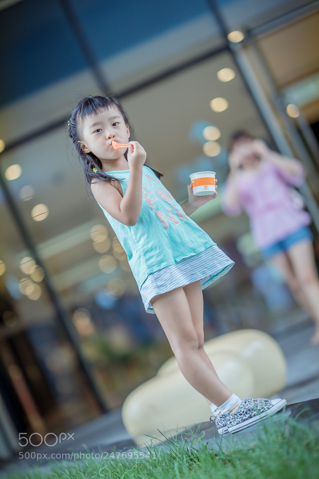 Sony a9 sample photo. 商场游玩 photography