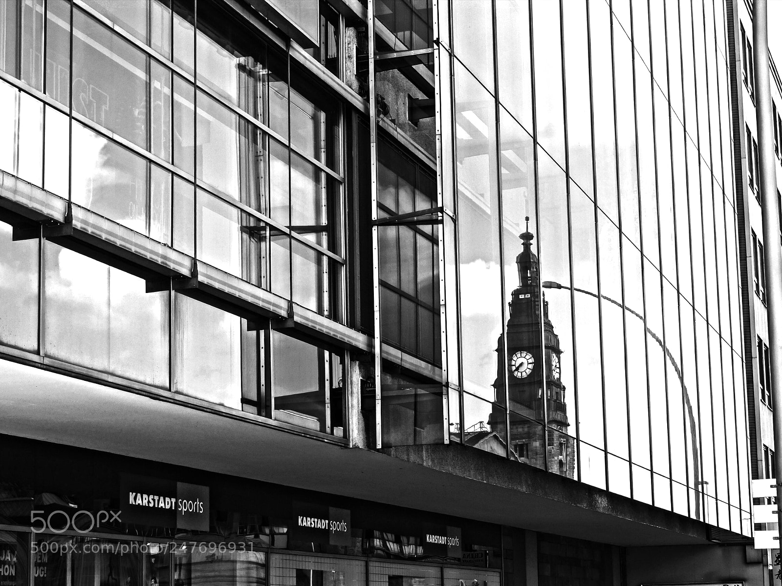 Sony SLT-A65 (SLT-A65V) sample photo. Stadtspiegel photography