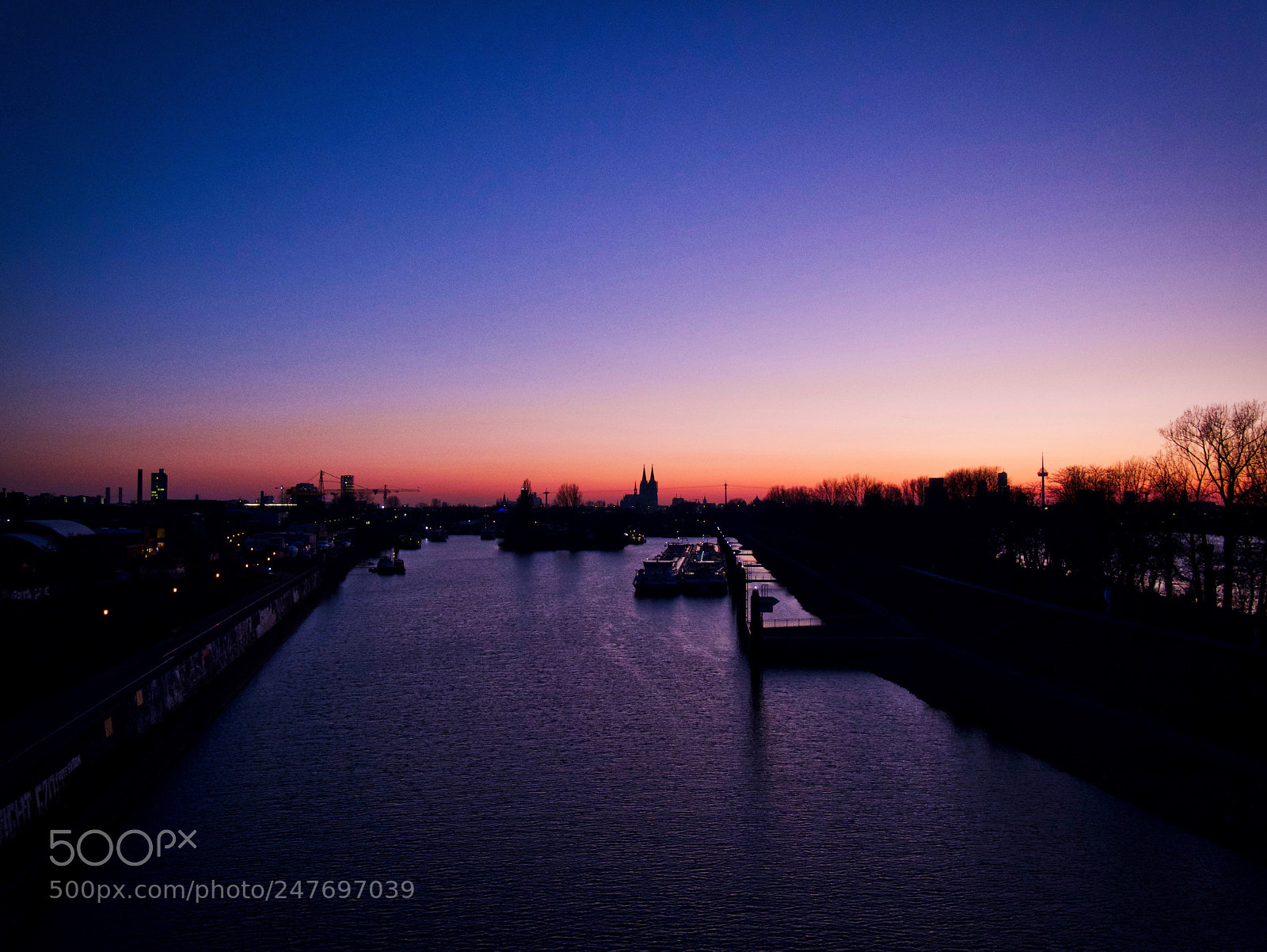 Panasonic DMC-G70 sample photo. Last light, cologne photography