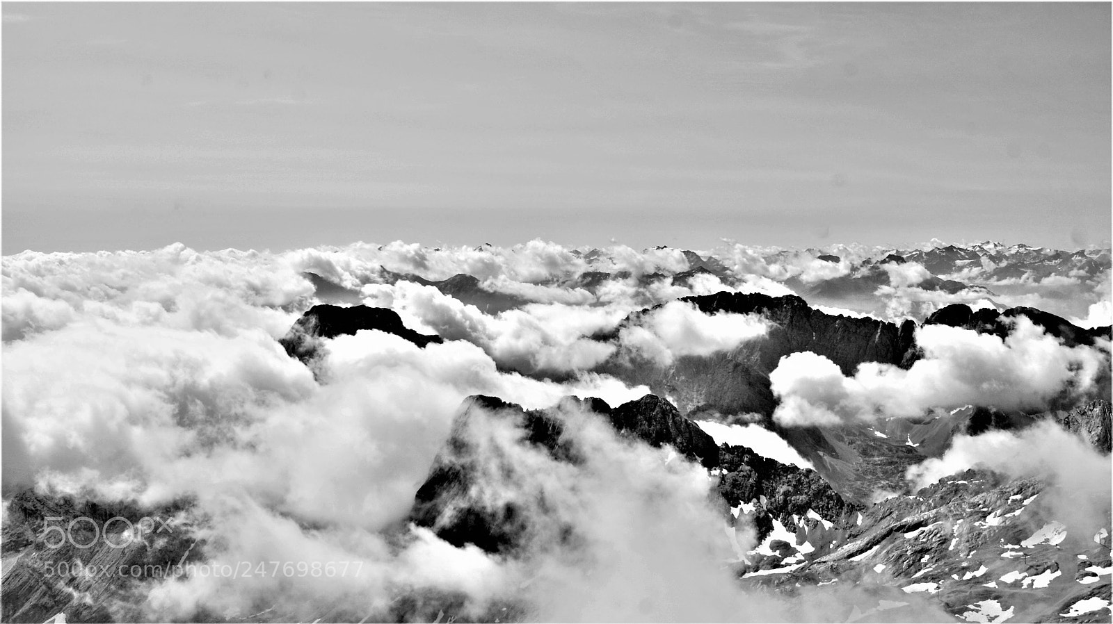 Sony Alpha DSLR-A230 sample photo. Above the sky photography