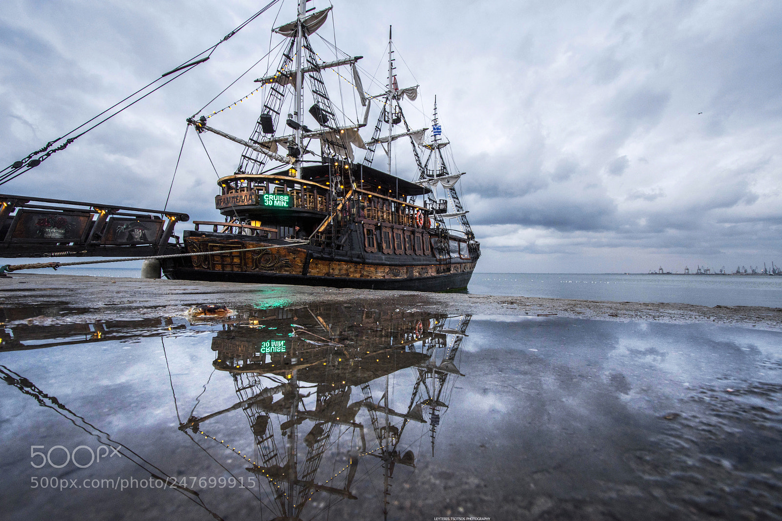 Nikon D7200 sample photo. Boat reflection photography