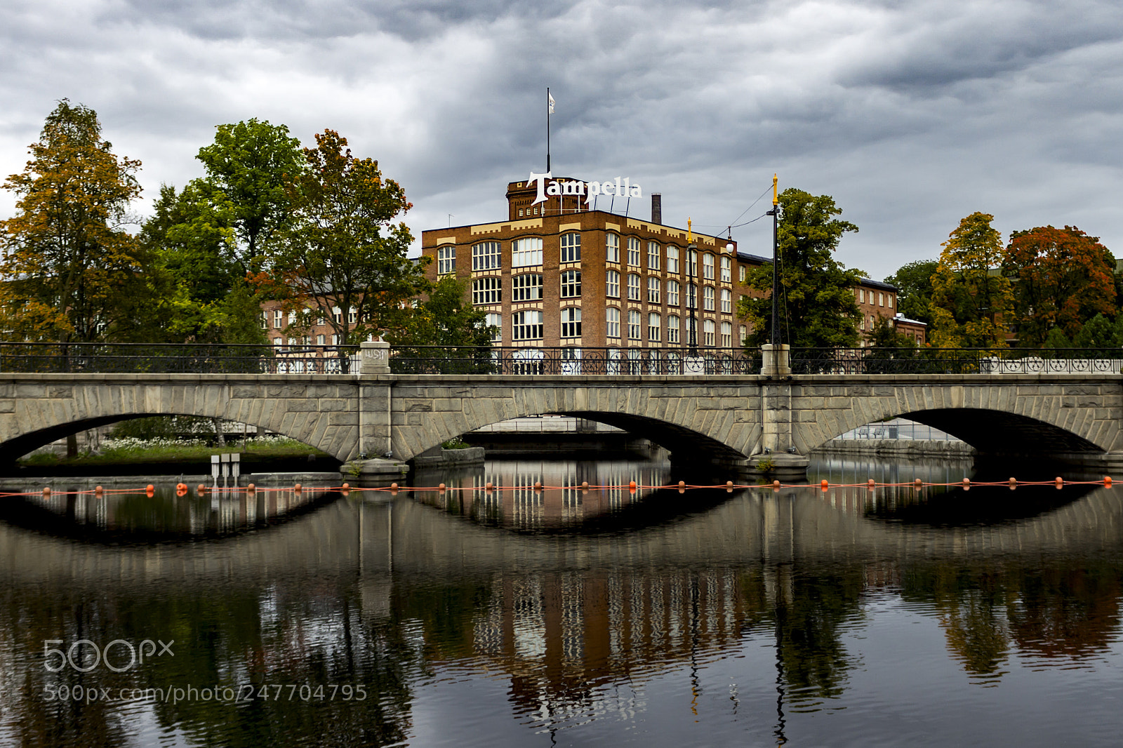 Canon EOS 700D (EOS Rebel T5i / EOS Kiss X7i) sample photo. Bridge over tammerkoski rapids photography