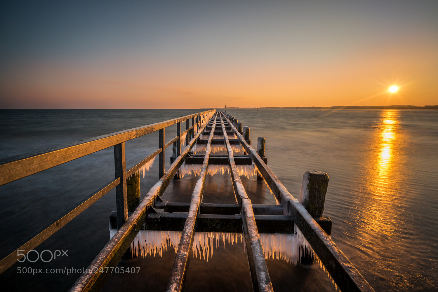 Sony a7R sample photo. Icy sunrise in travemuende photography