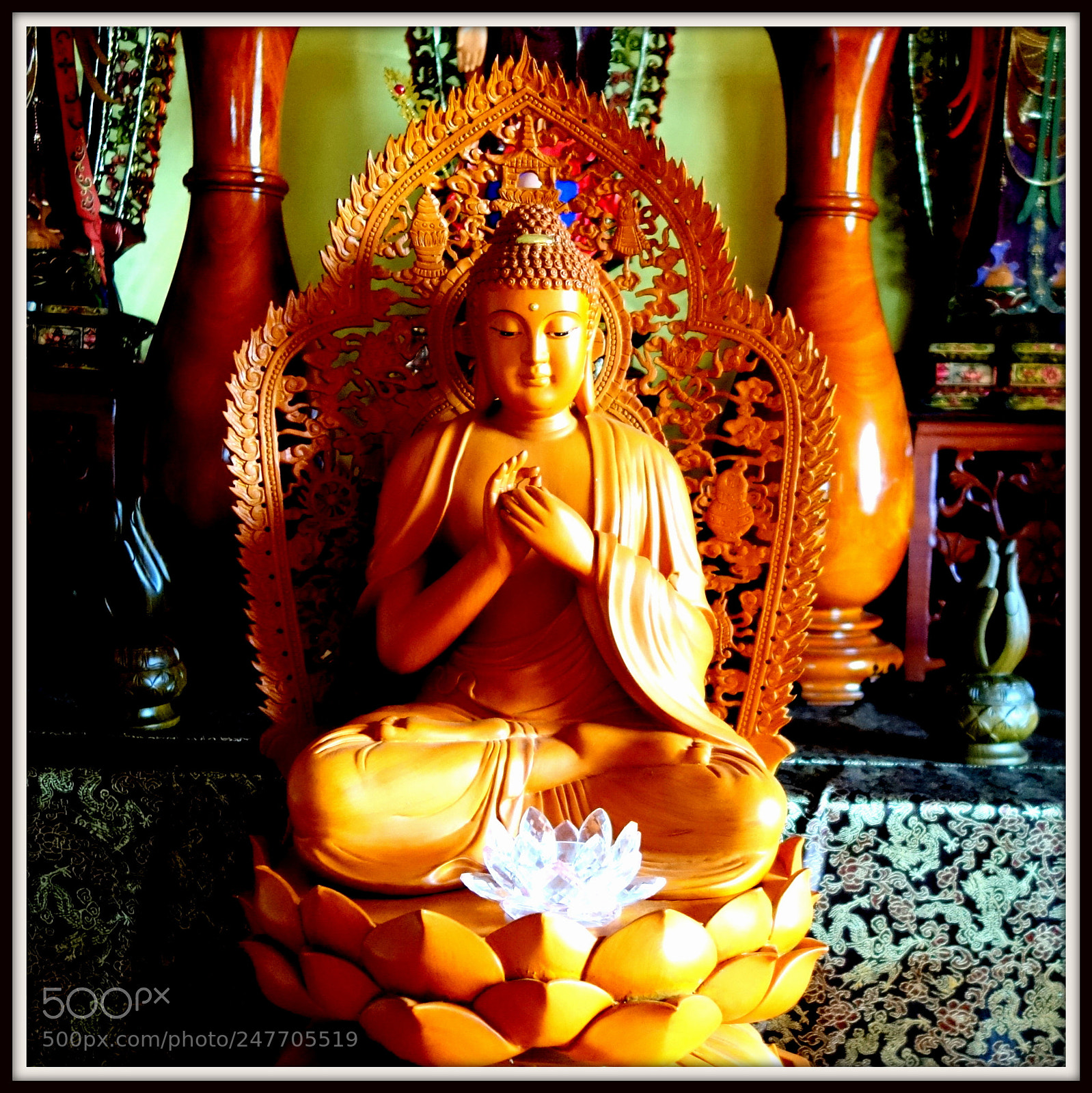 Sony Cyber-shot DSC-RX100 II sample photo. 003 vietnamese buddhist art photography