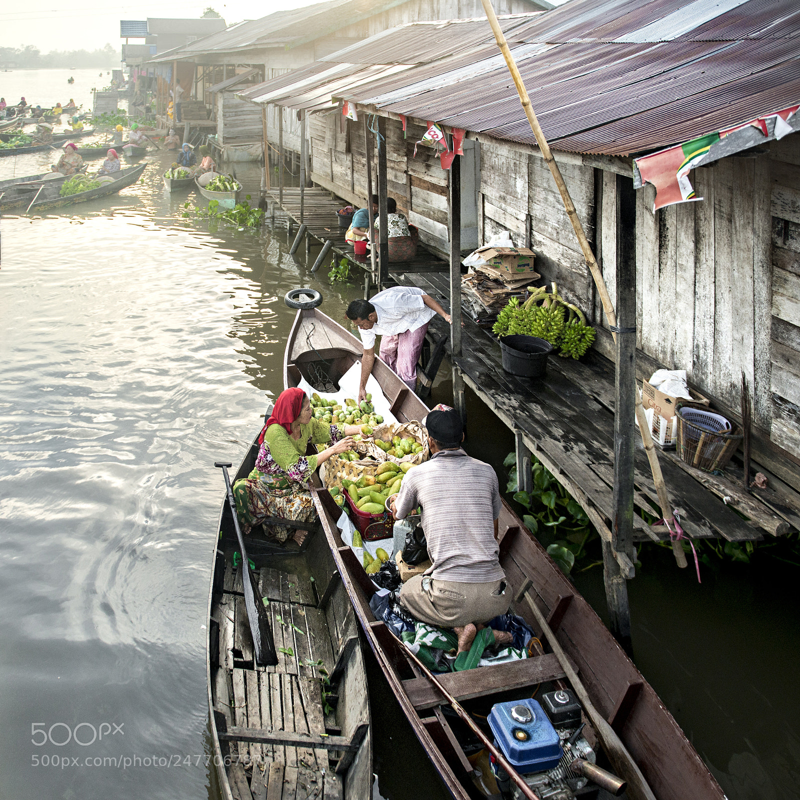 Nikon D800 sample photo. Floating market / borneo photography