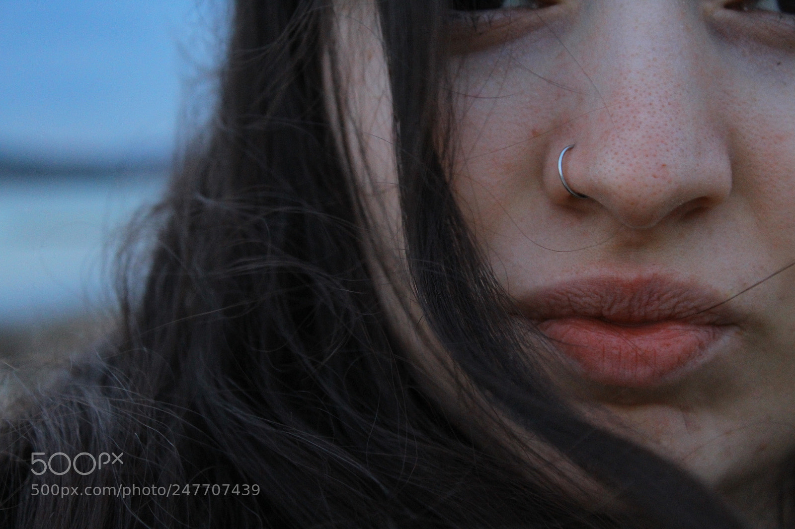 Canon EF-S 18-55mm F3.5-5.6 III sample photo. Piercing photography