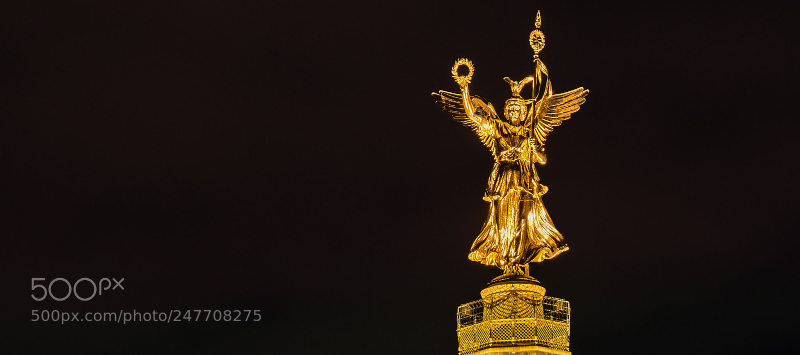 Sony ILCA-77M2 sample photo. Berlin victory column at photography