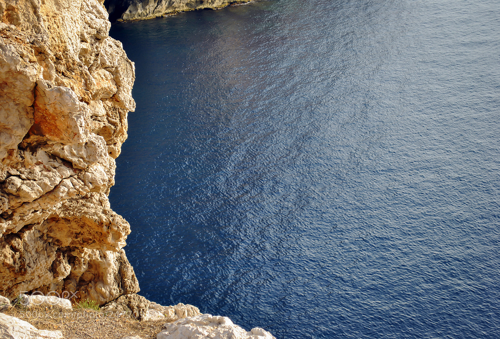 Nikon D3000 sample photo. Rocky coastline overlooking a photography