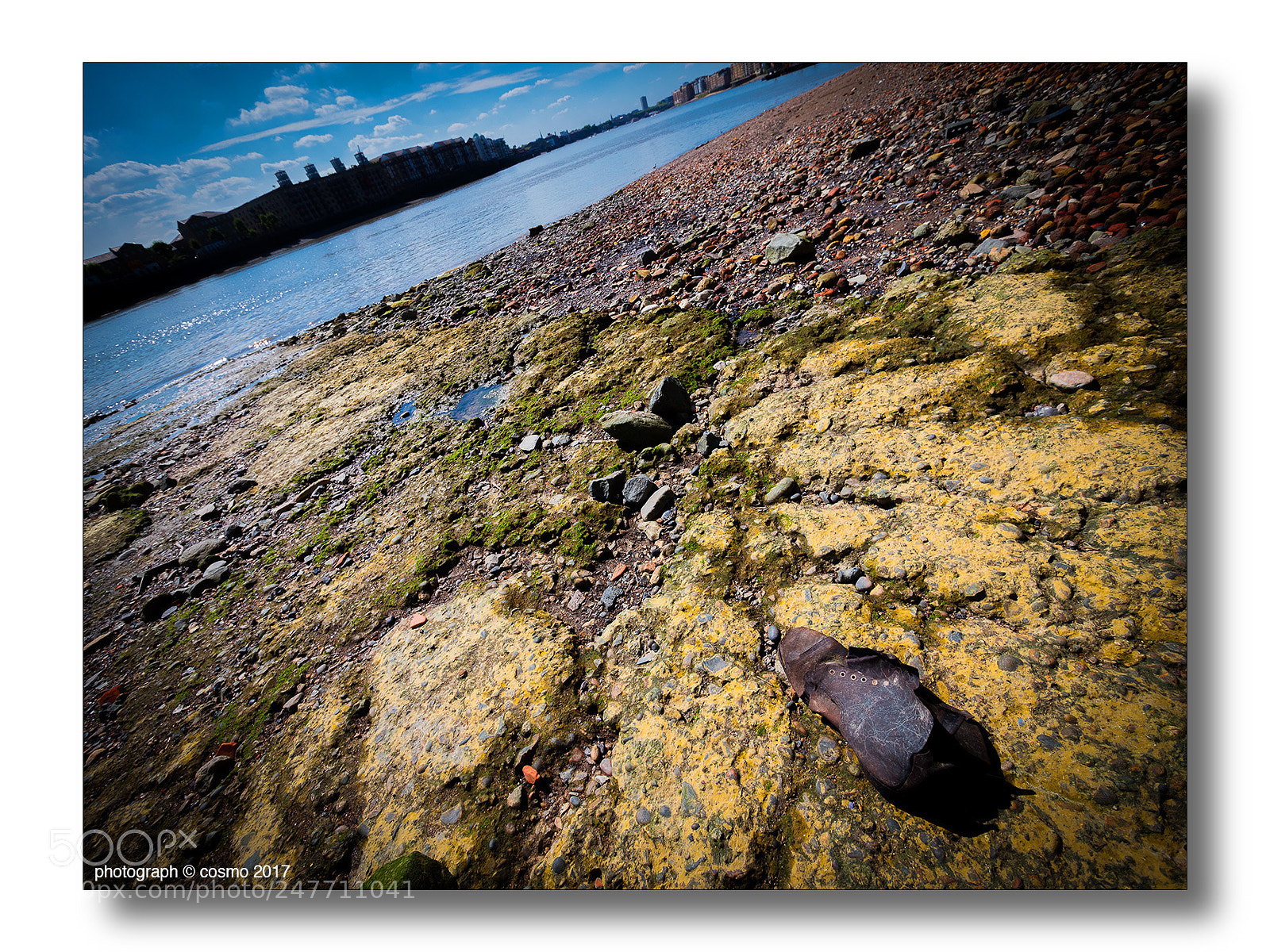 Panasonic Lumix DMC-GX8 sample photo. Old boot. photography