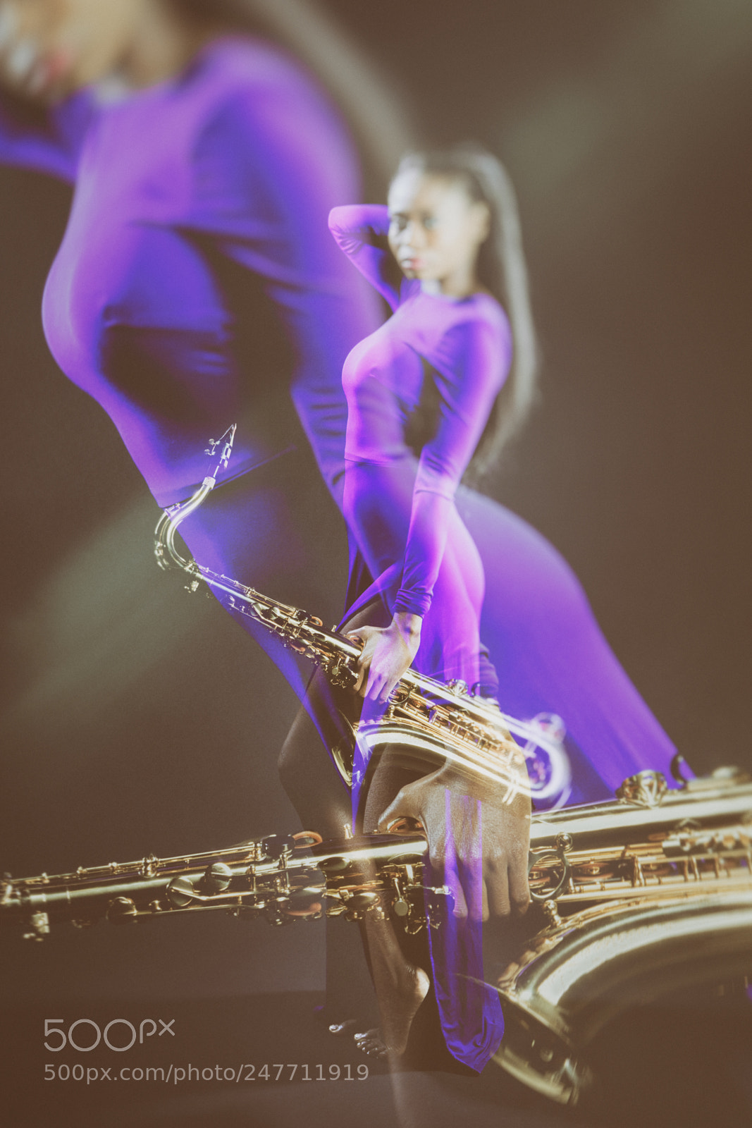 Canon EOS-1Ds Mark II sample photo. African sax lady photography