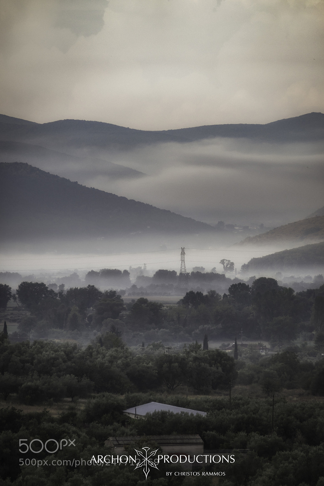 Sony a7 sample photo. Mist is in the photography