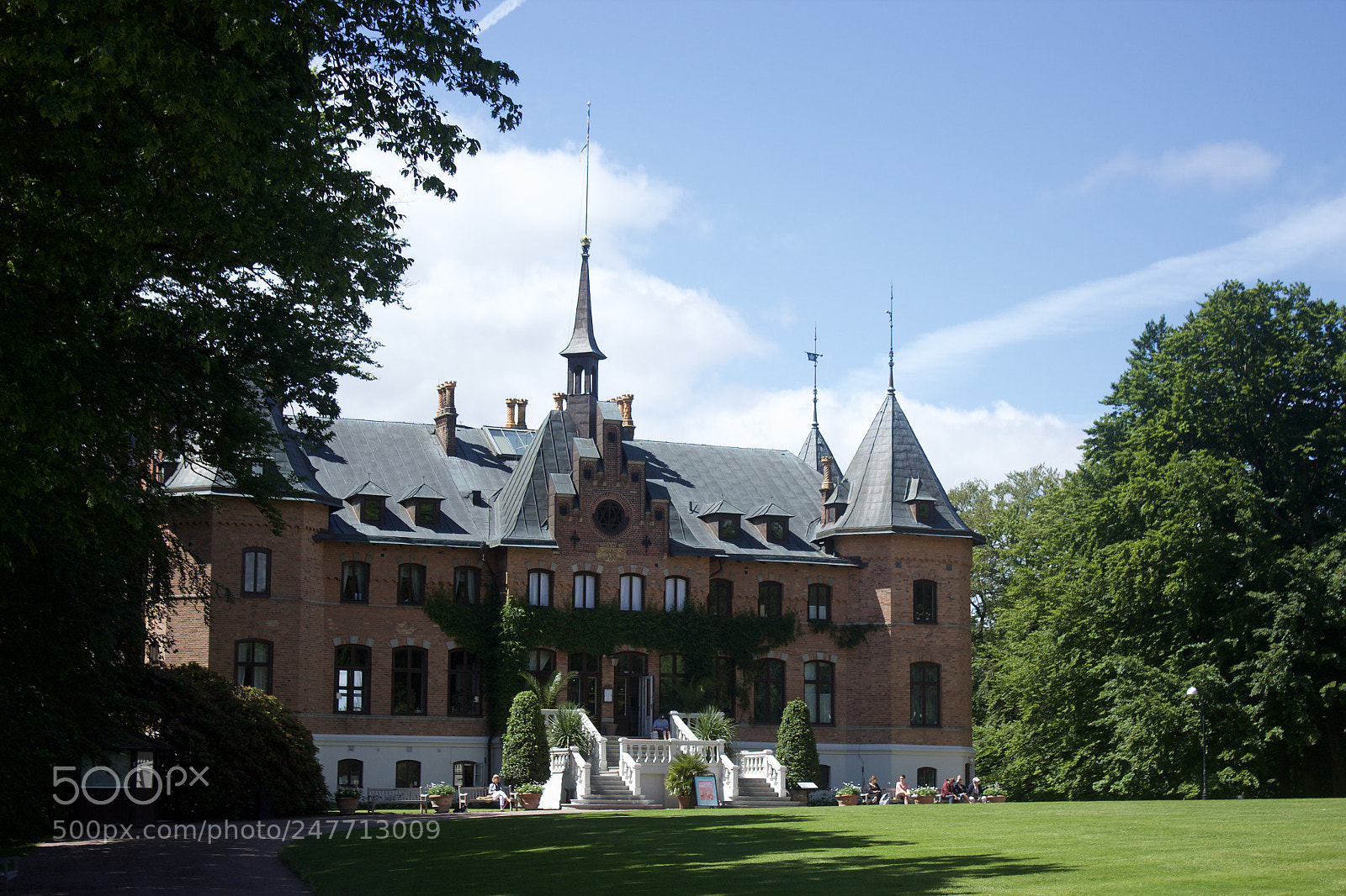 Canon EOS 1300D (EOS Rebel T6 / EOS Kiss X80) sample photo. Sofierocastle, near helsingborg sweden photography