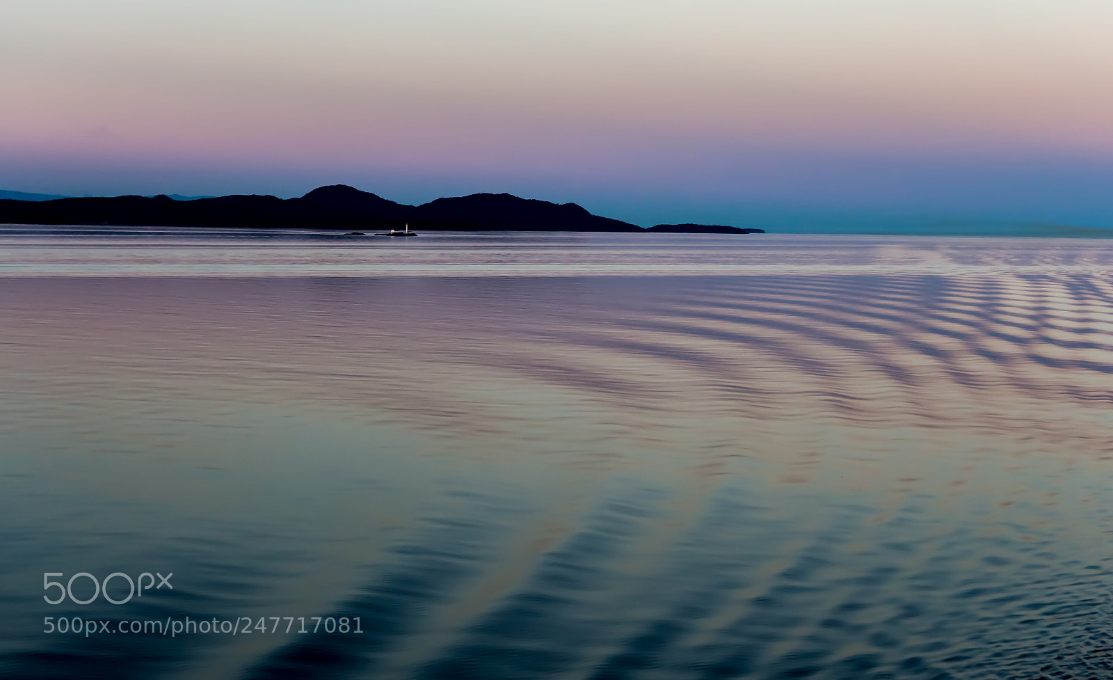 Canon EOS 700D (EOS Rebel T5i / EOS Kiss X7i) sample photo. Alaskan sunset at sea photography