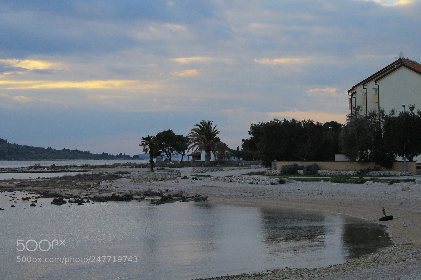 Canon EF-S 18-55mm F3.5-5.6 III sample photo. Beach photography