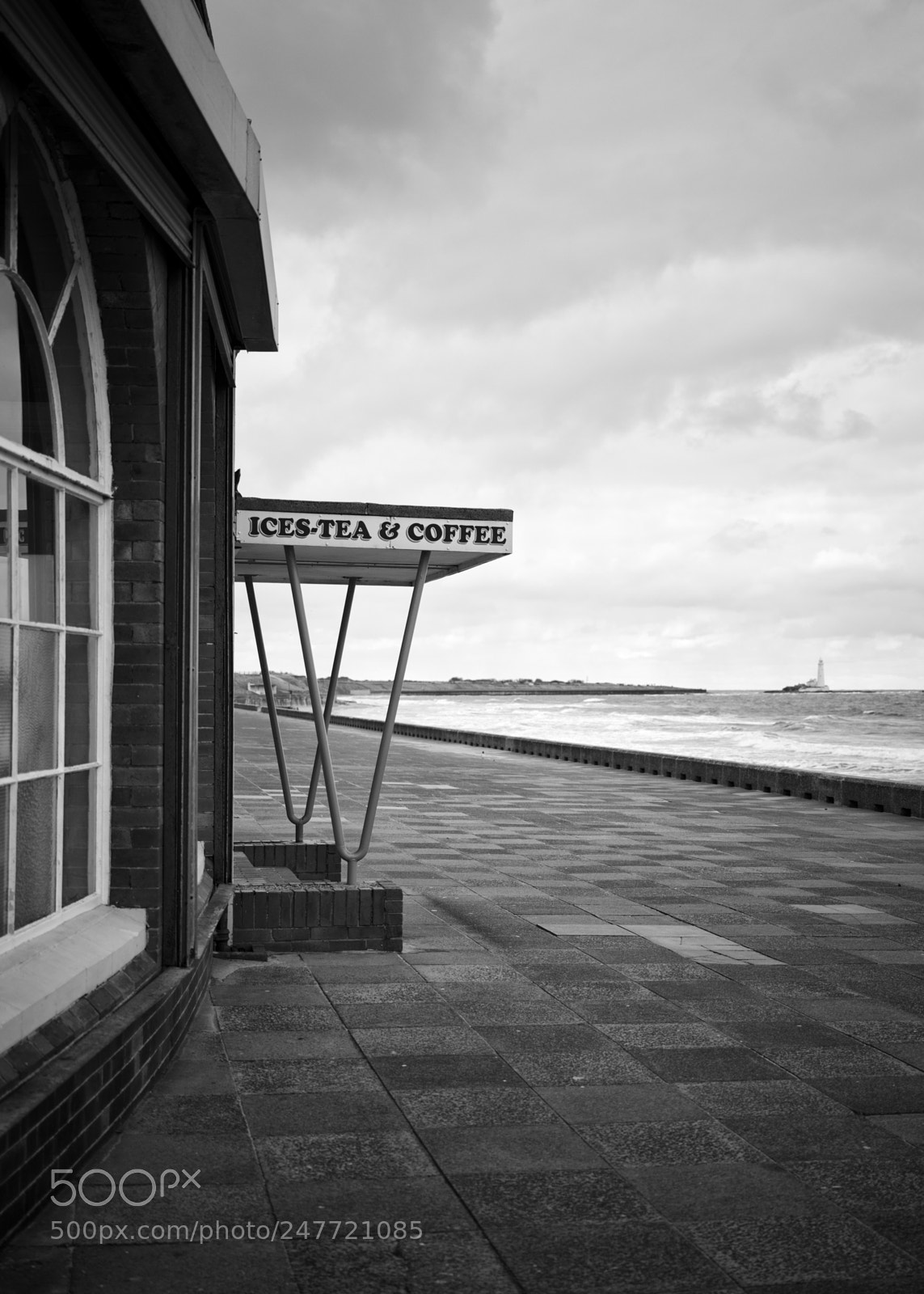Fujifilm GFX 50S sample photo. Tourist season? photography
