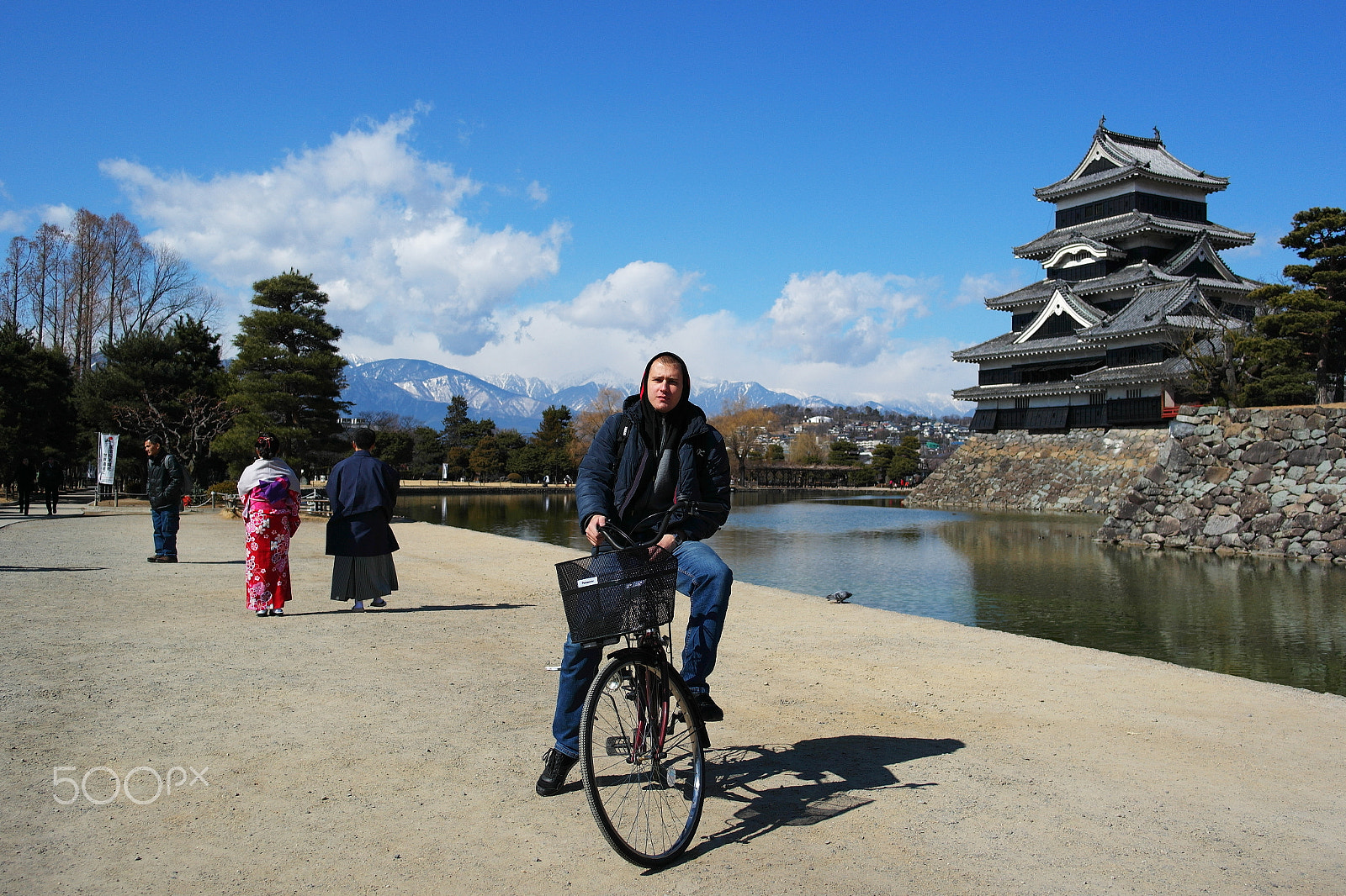 Samsung NX1000 sample photo. Matsumoto castle photography