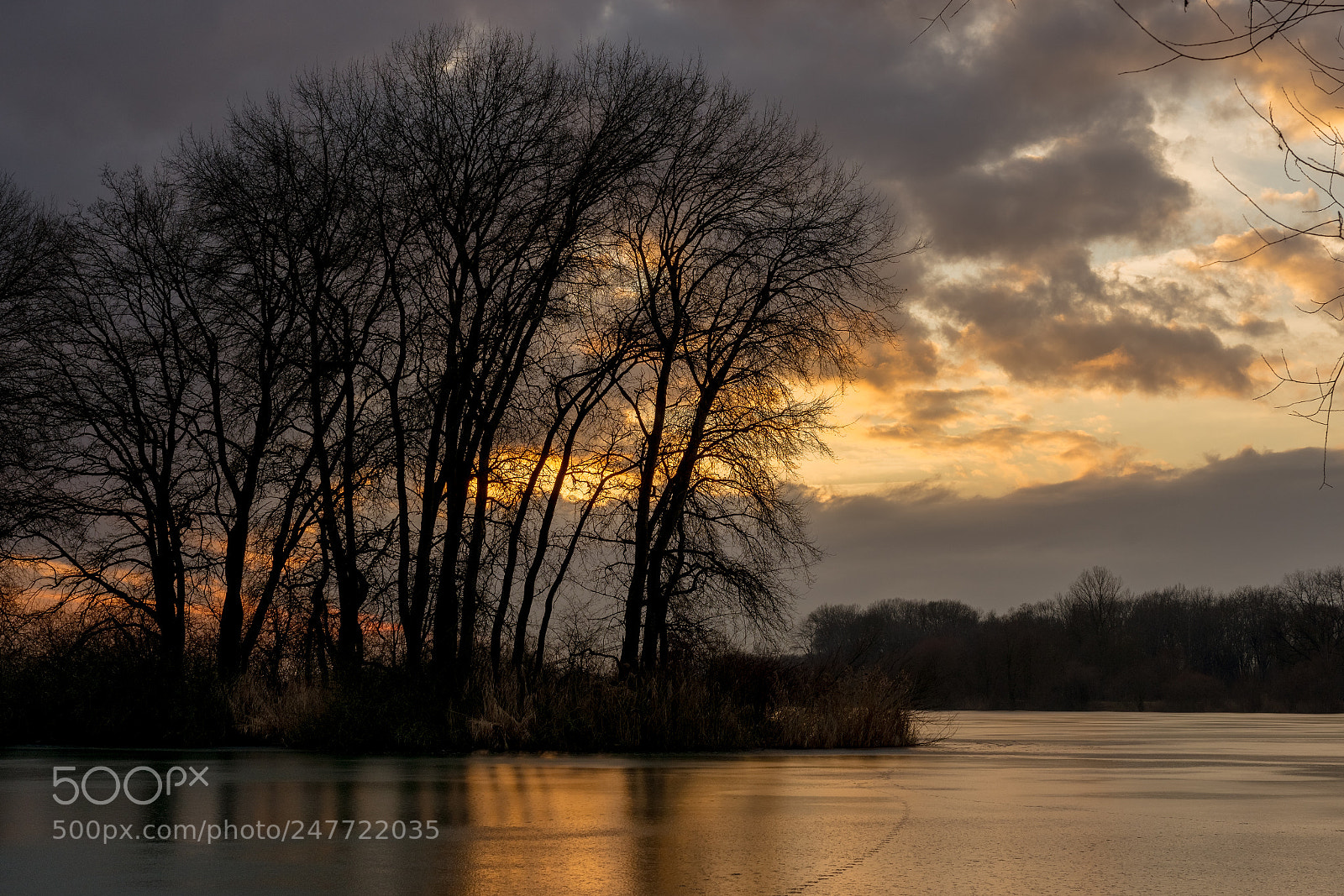 Nikon D7200 sample photo. Sunset behind the clouds photography