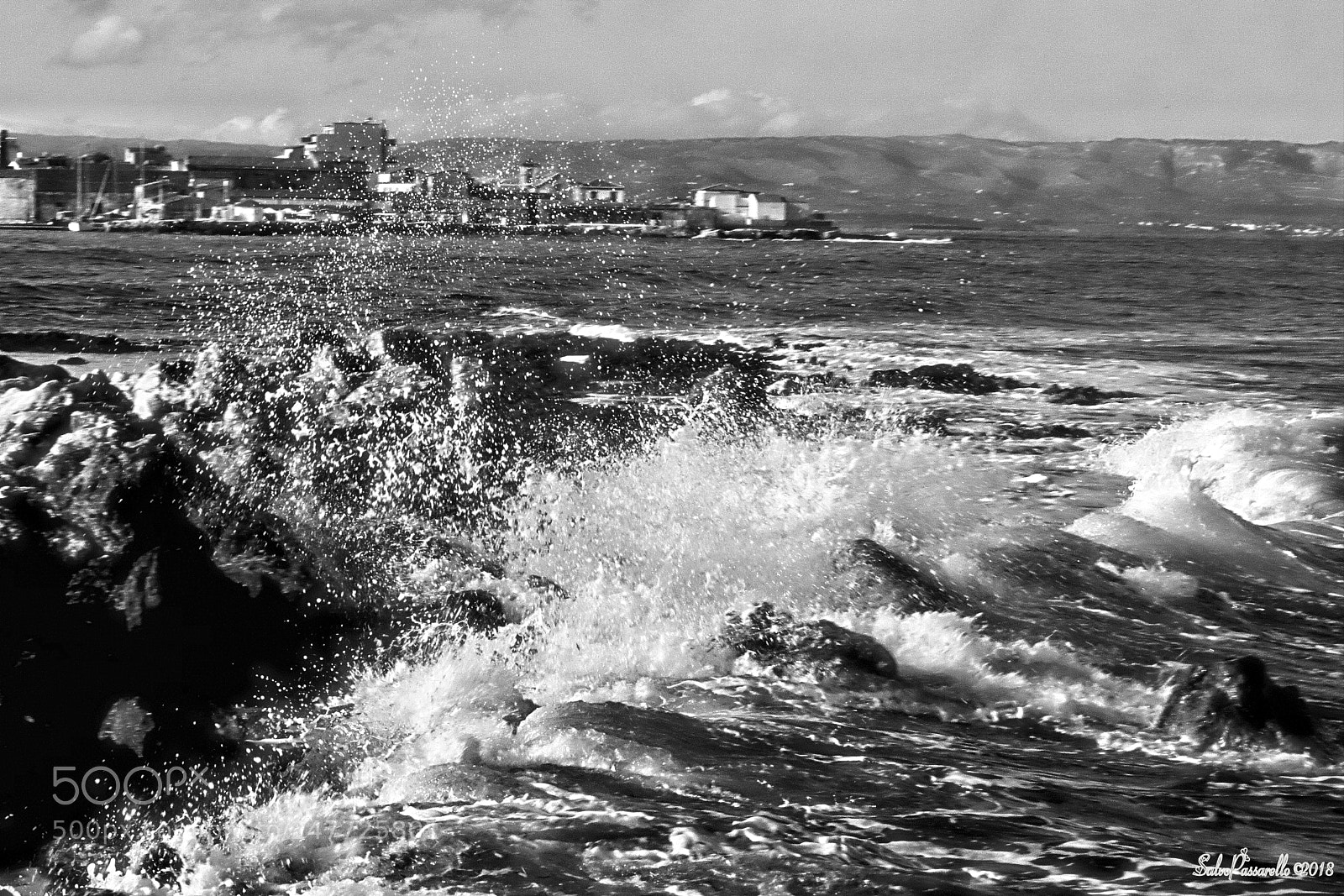 Canon EOS 100D (EOS Rebel SL1 / EOS Kiss X7) sample photo. When the sea is photography