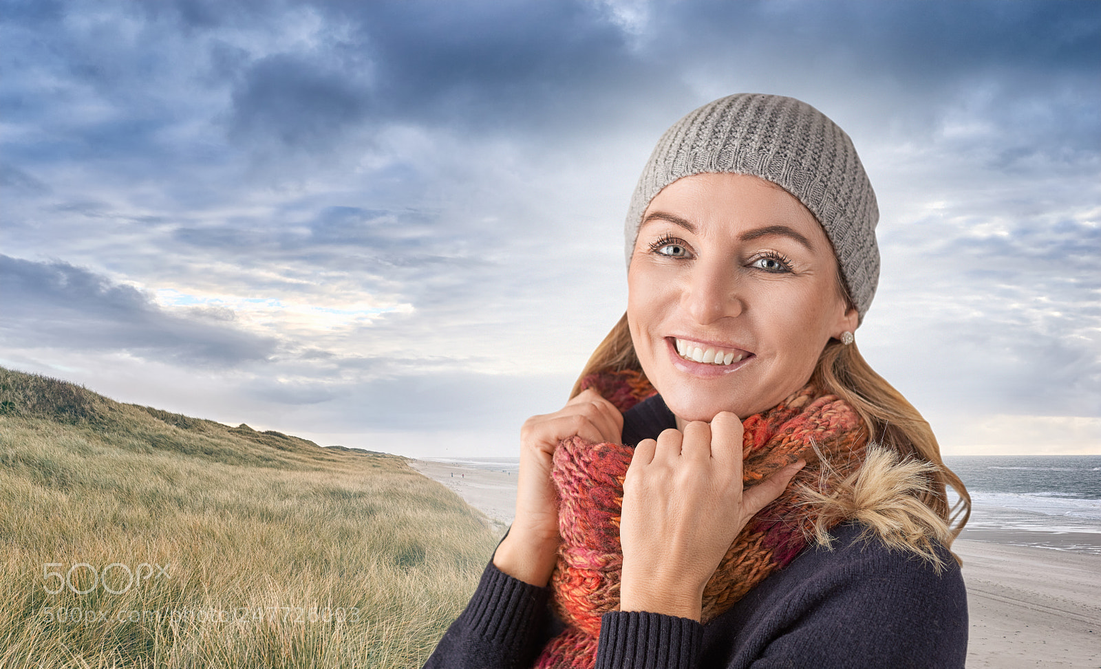 Nikon D800 sample photo. Attractive middle-aged woman on photography