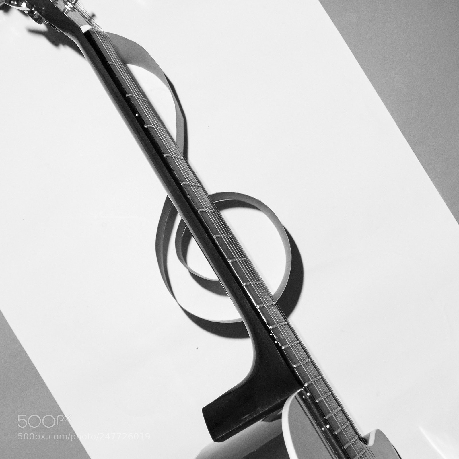 Canon EOS 600D (Rebel EOS T3i / EOS Kiss X5) sample photo. Treble clef photography